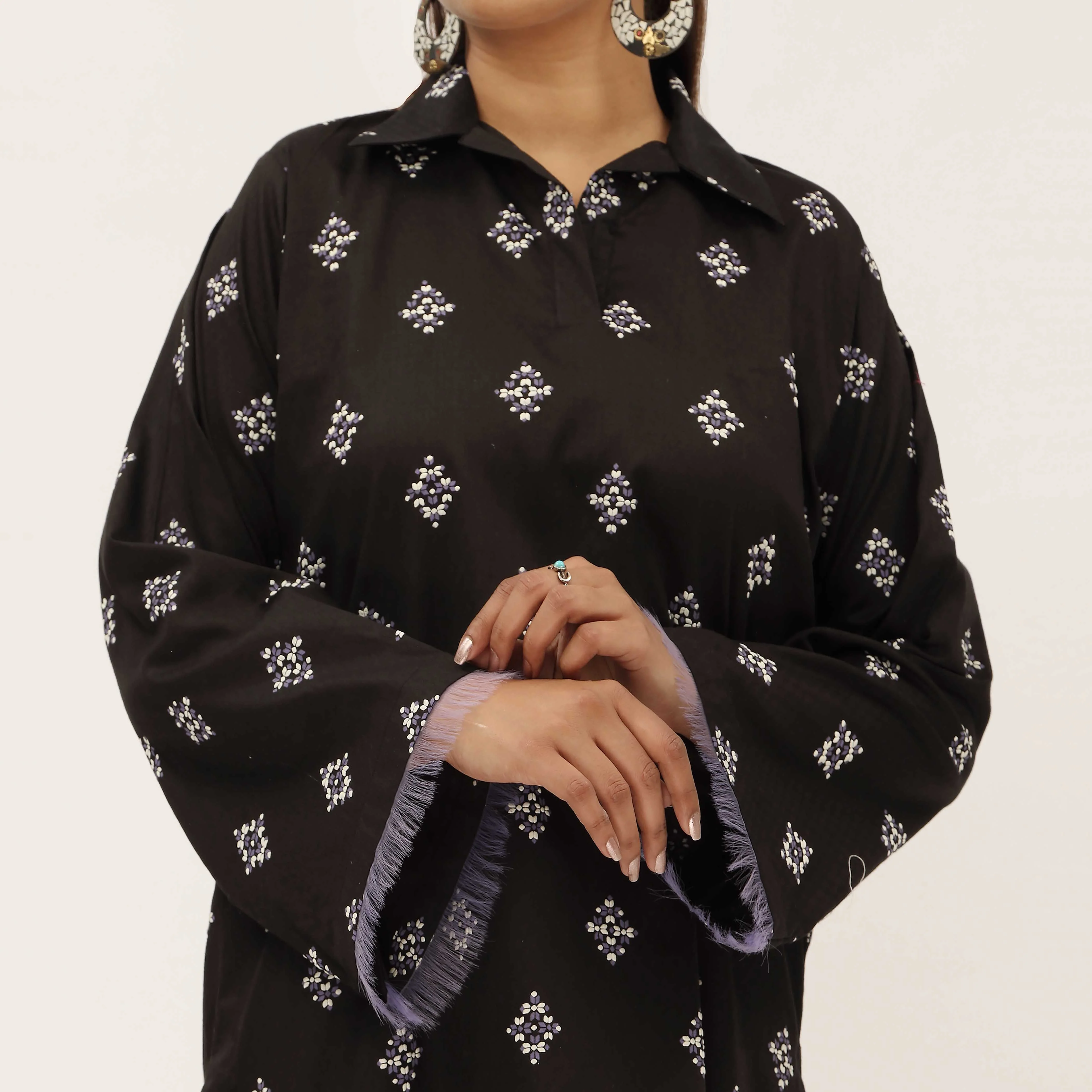 1PC- Unstitched Screen Printed Cotton Shirt US5305 - Image 3