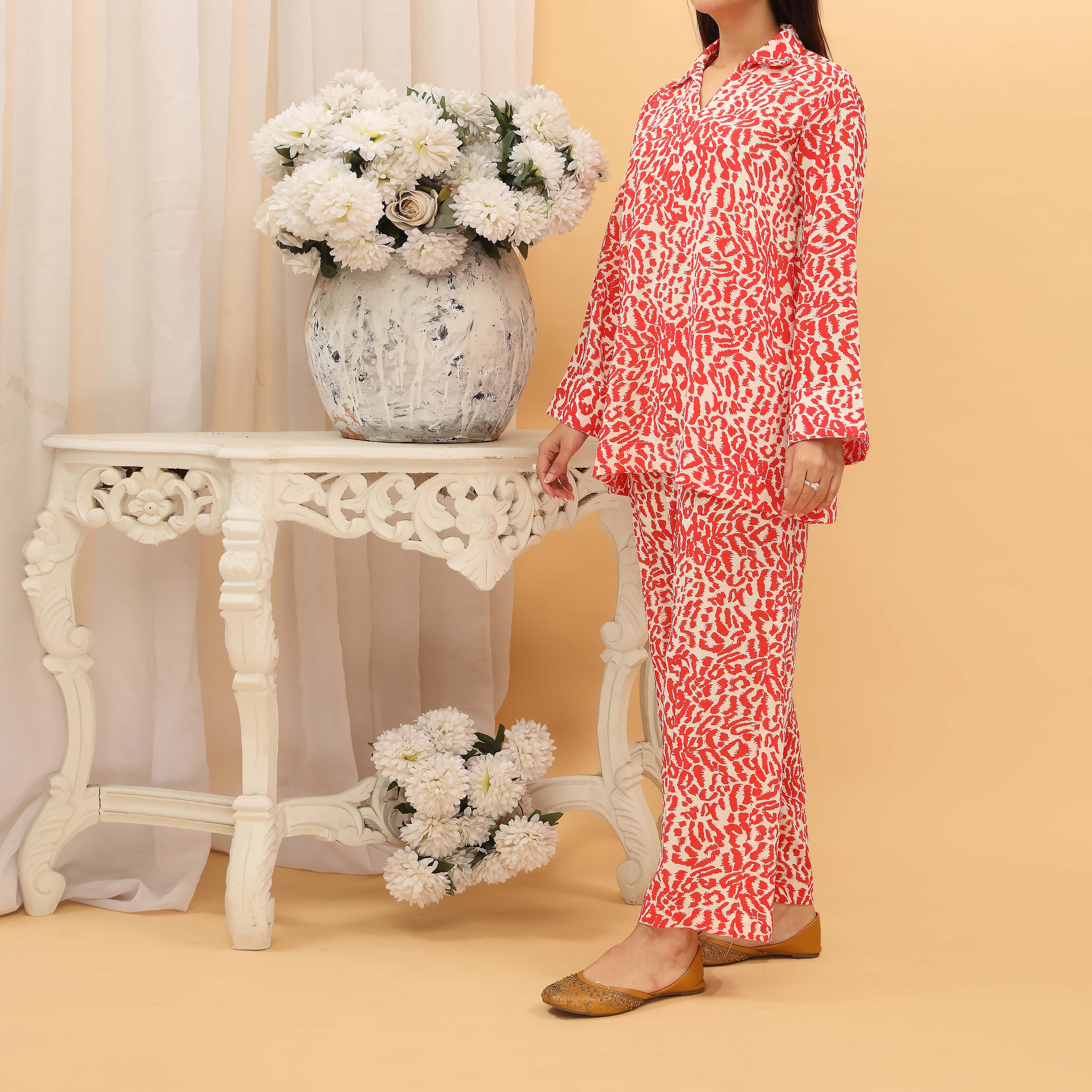 2PC- Digital Printed Grip Silk Co-Ord Set PS5317 - Image 2
