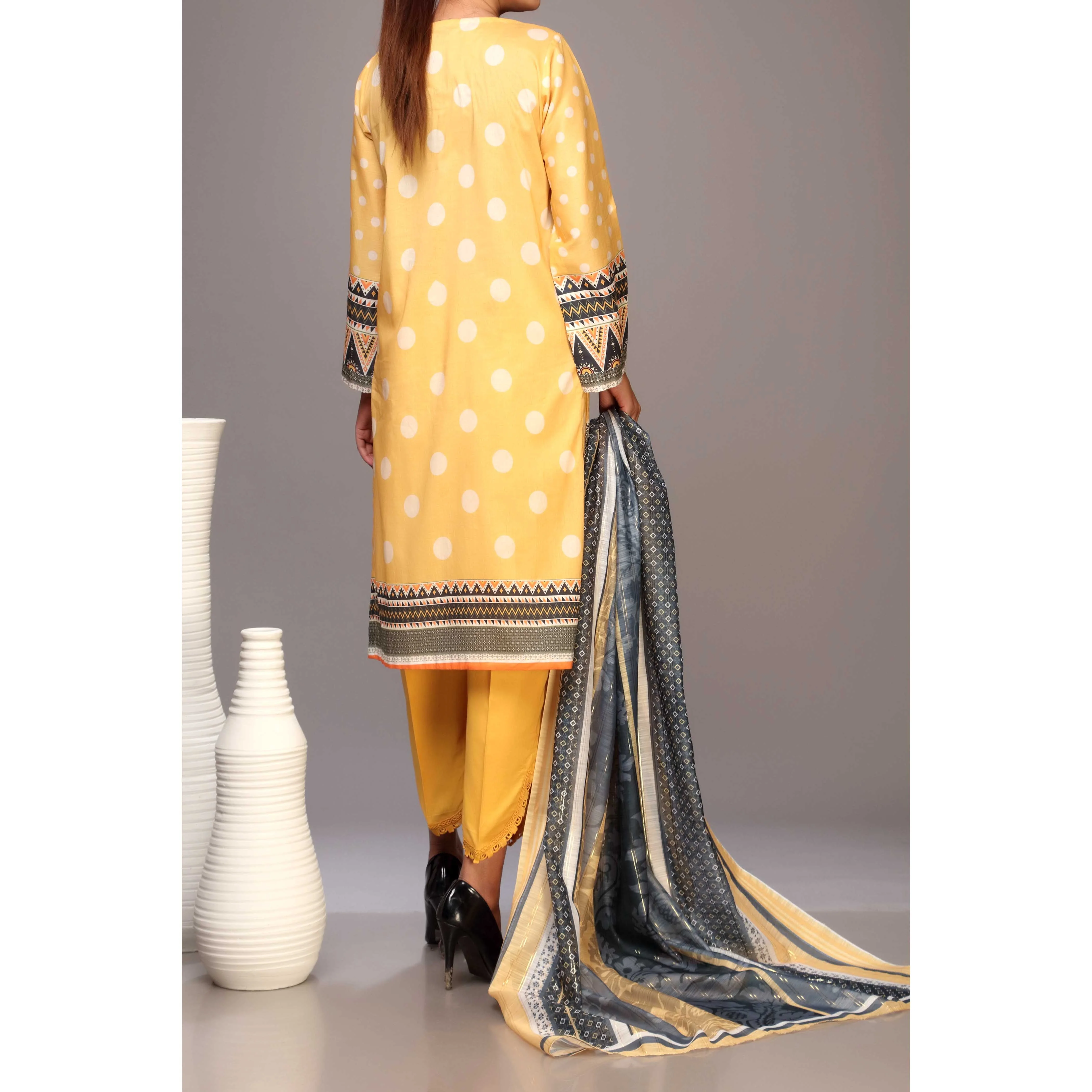 2PC- Digital Printed Lawn Embroidered Shirt With Dupatta PS2216 - Image 3