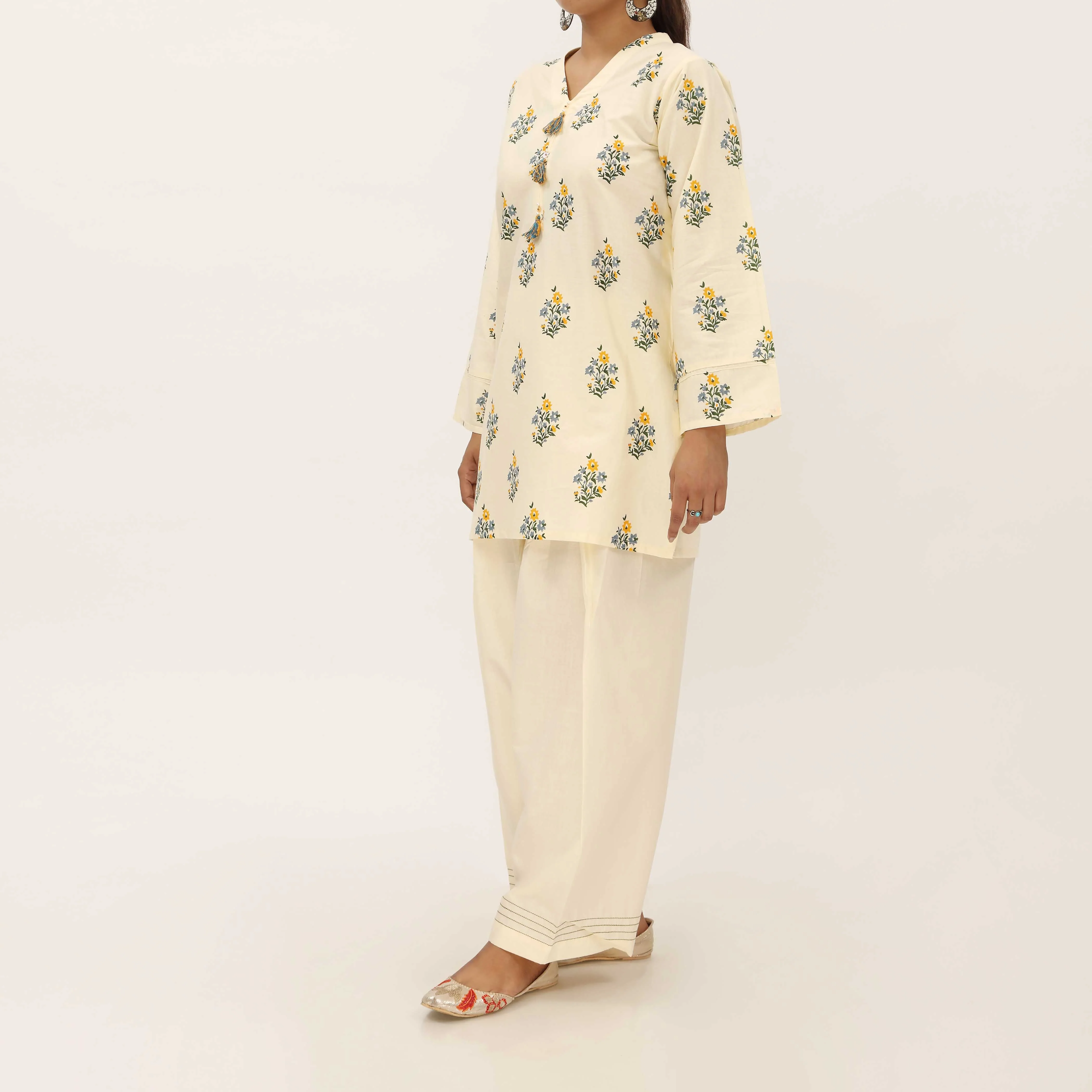 2PC- Screen Printed Cotton Cambric Suit PS5333 - Image 2