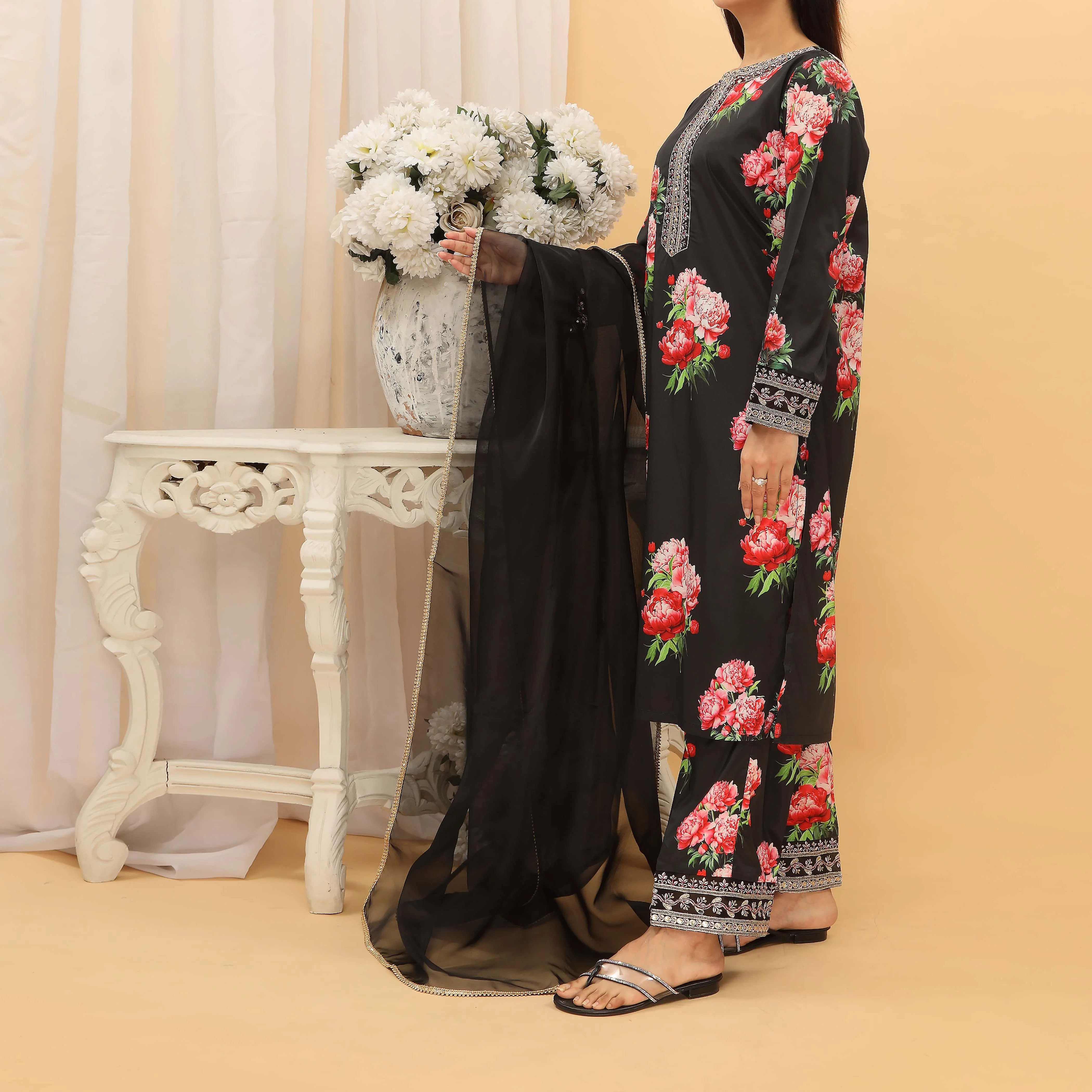 3PC- Digital Printed Grip Silk Suit PS5201 - Image 2