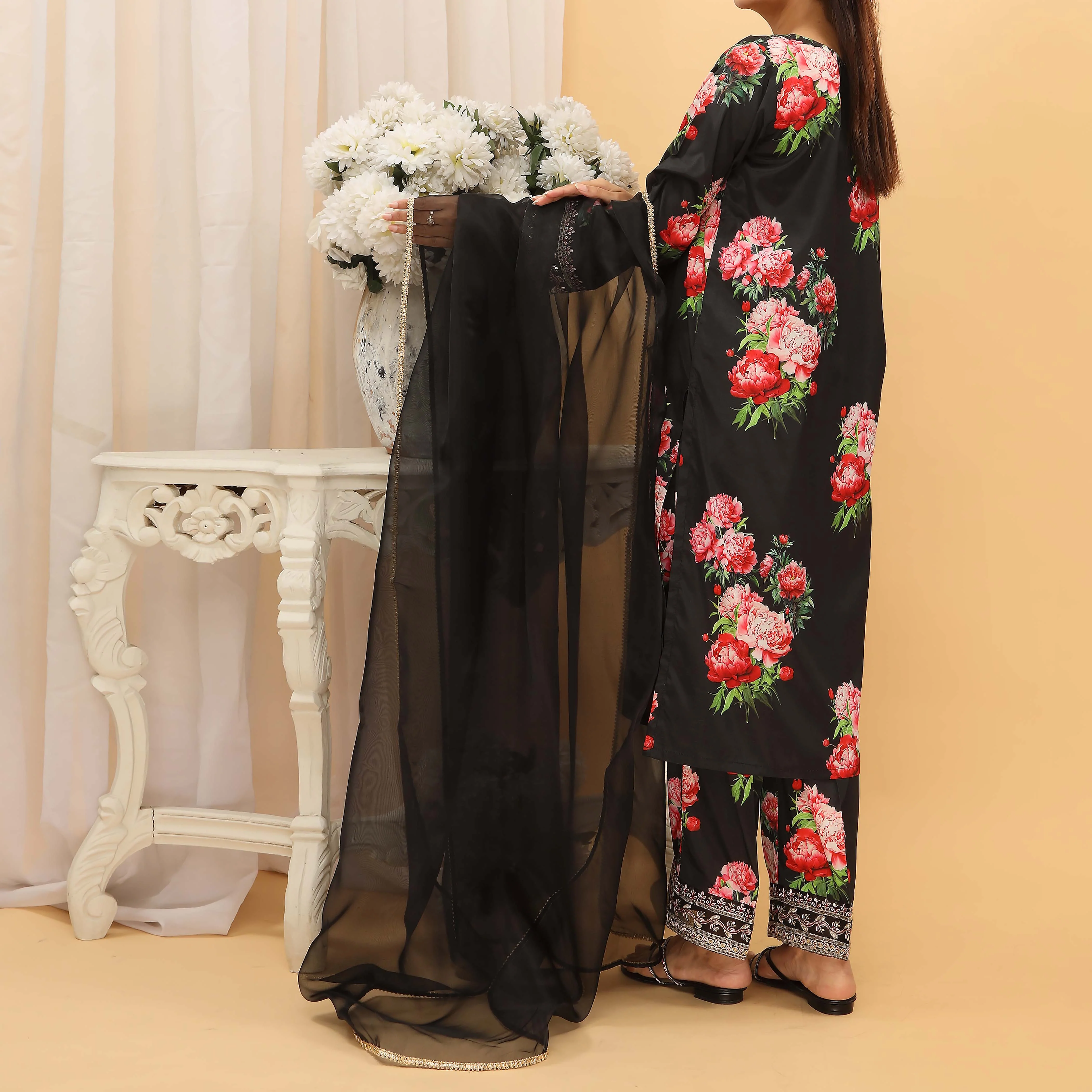 3PC- Digital Printed Grip Silk Suit PS5201 - Image 3