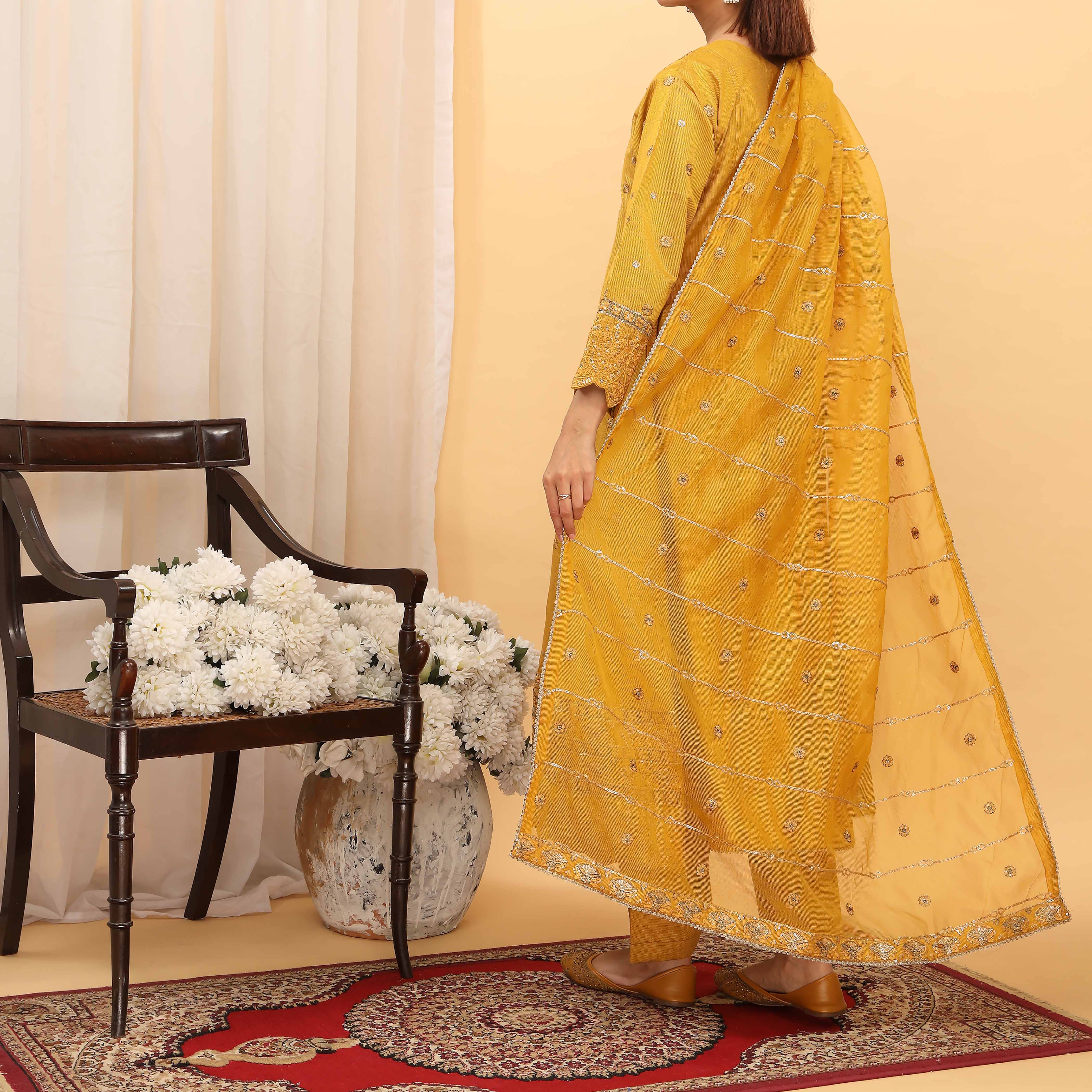 3PC- Embellished Khaddi Net Suit PF5111 - Image 3