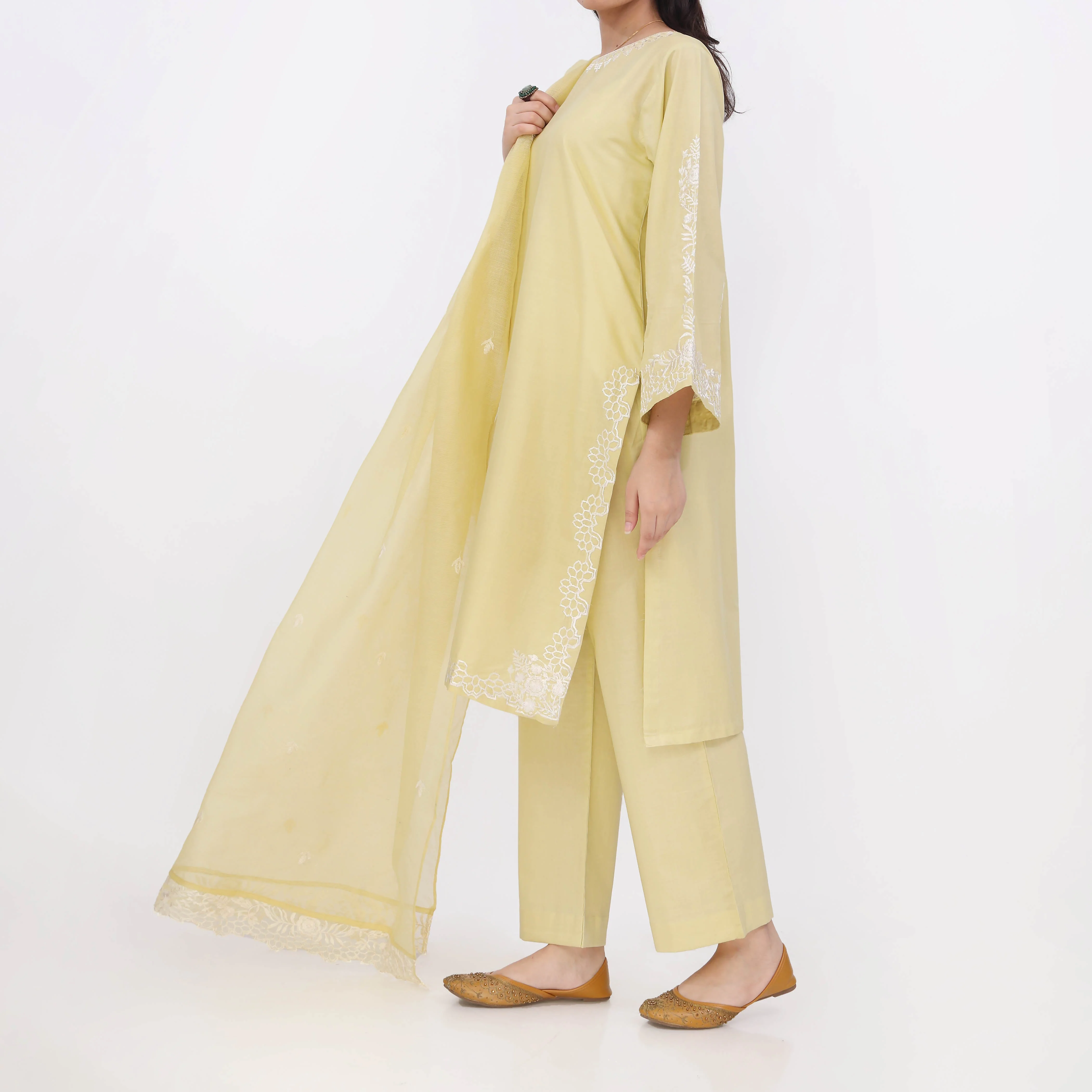 3PC- Embroiderd Cotton Cambric Suit PS5501 - Image 4