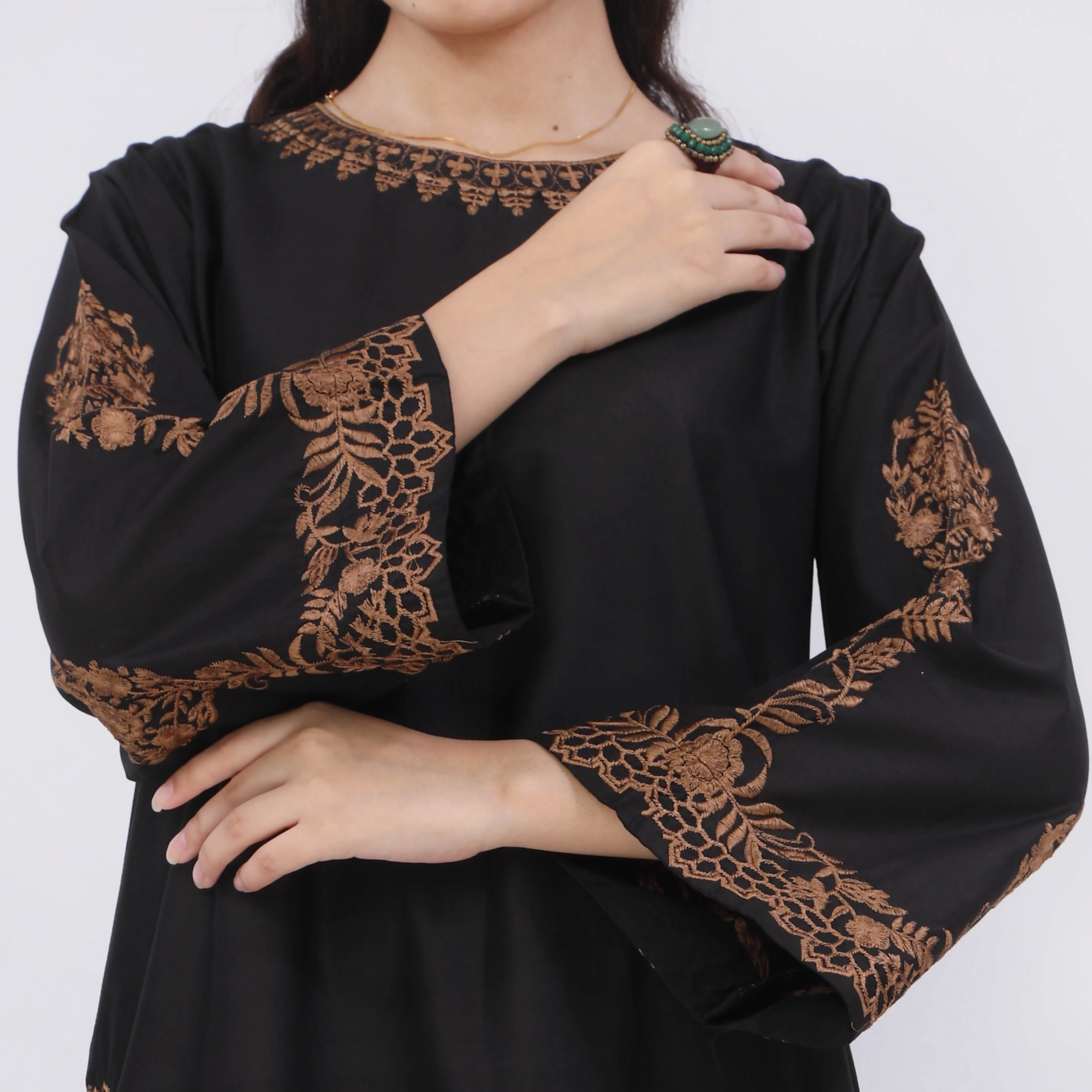 3PC - Embroiderd Cotton Cambric Suit PS5502 - Image 3