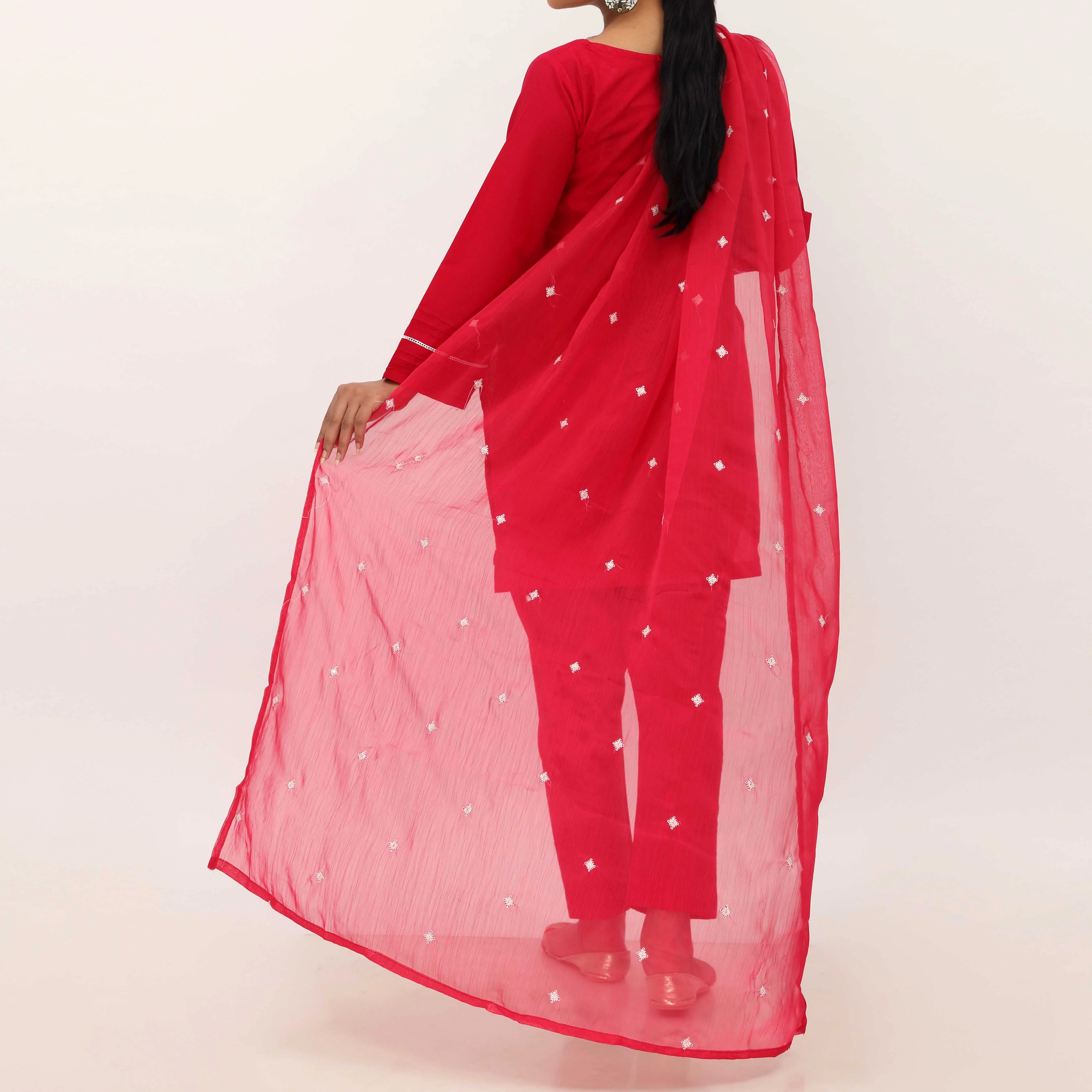3PC- Embroidered Cambric Suit PS5262 - Image 4