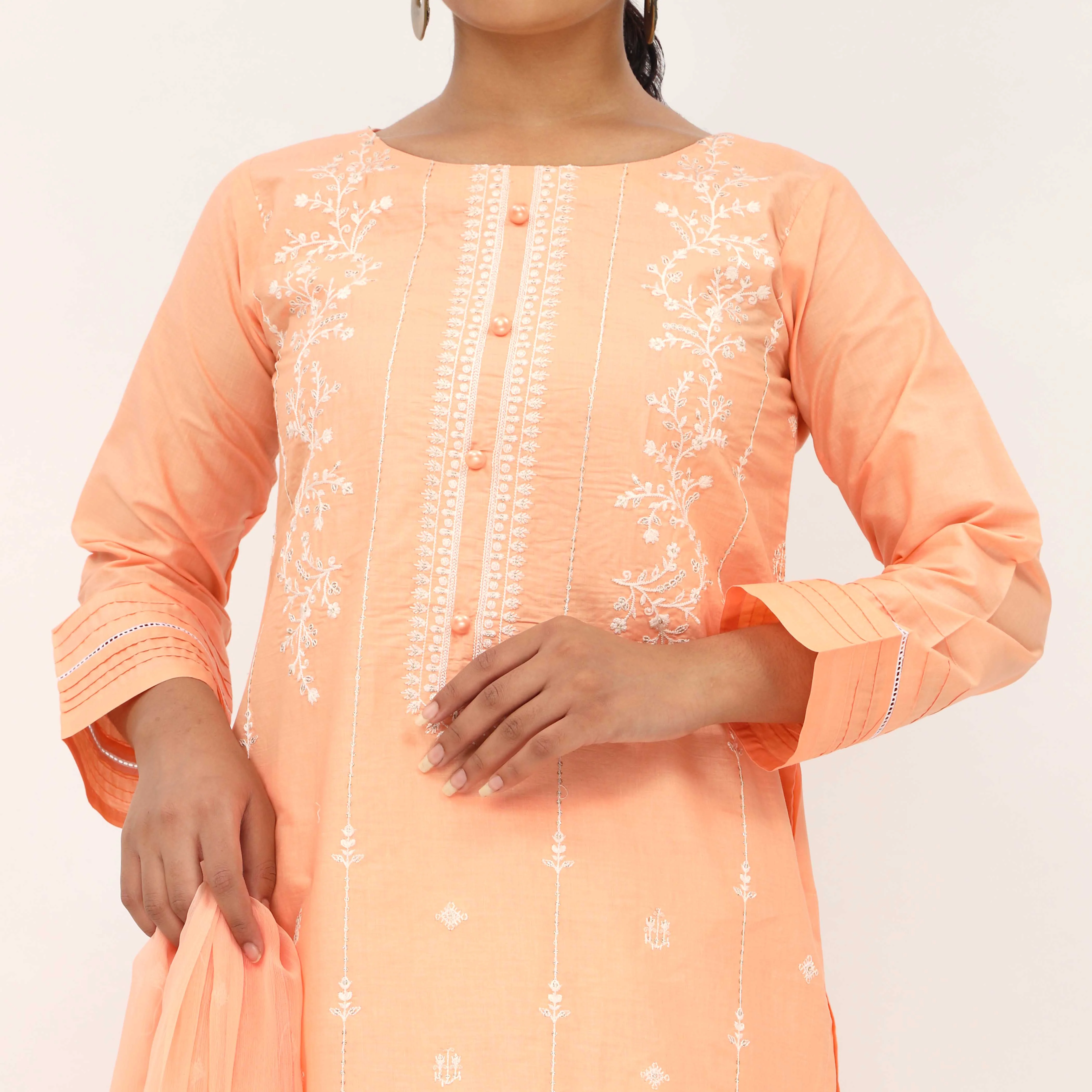 3PC- Embroidered Cambric Suit PS5263 - Image 3