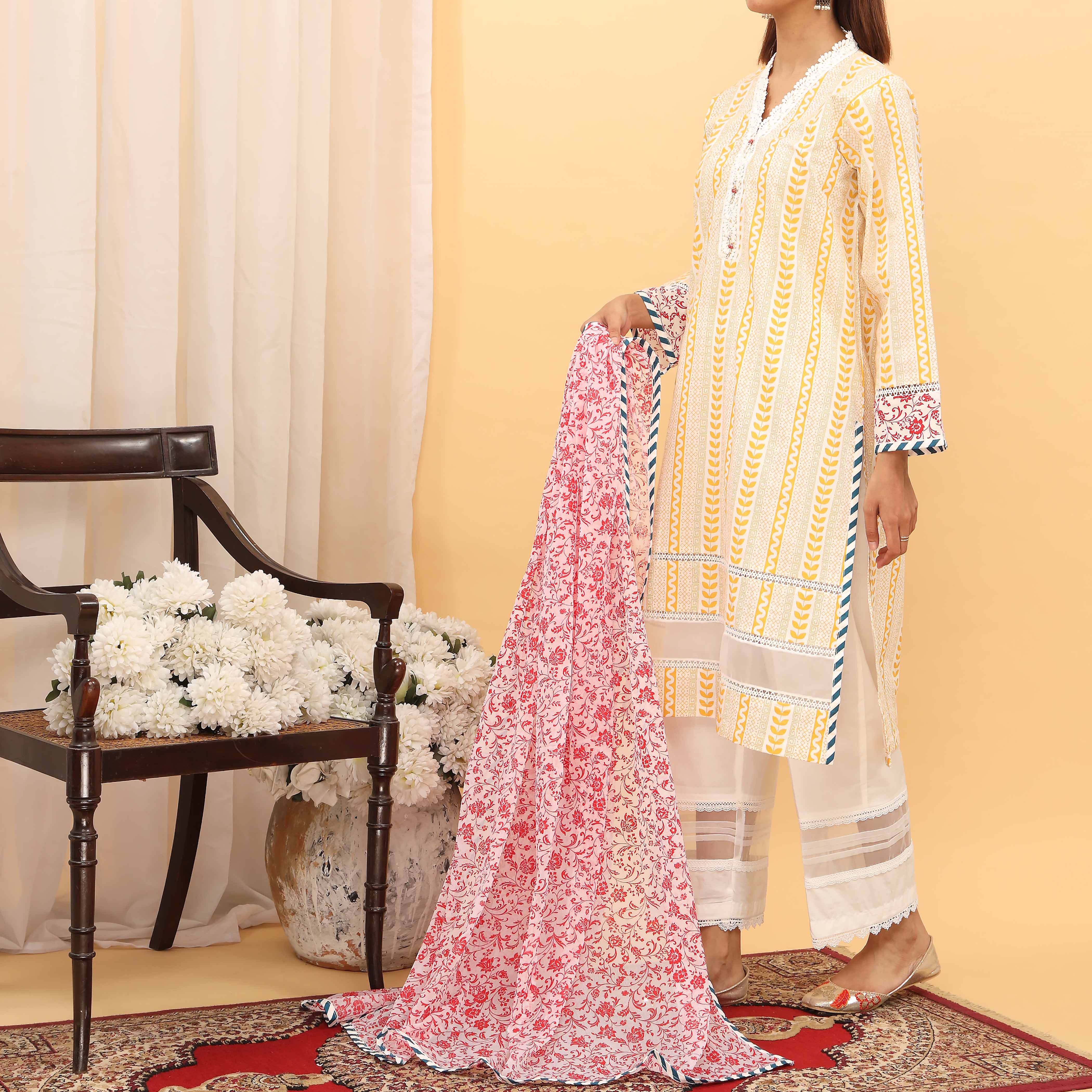 3PC- Screen Printed Cotton Cambric Suit PS5060 - Image 2