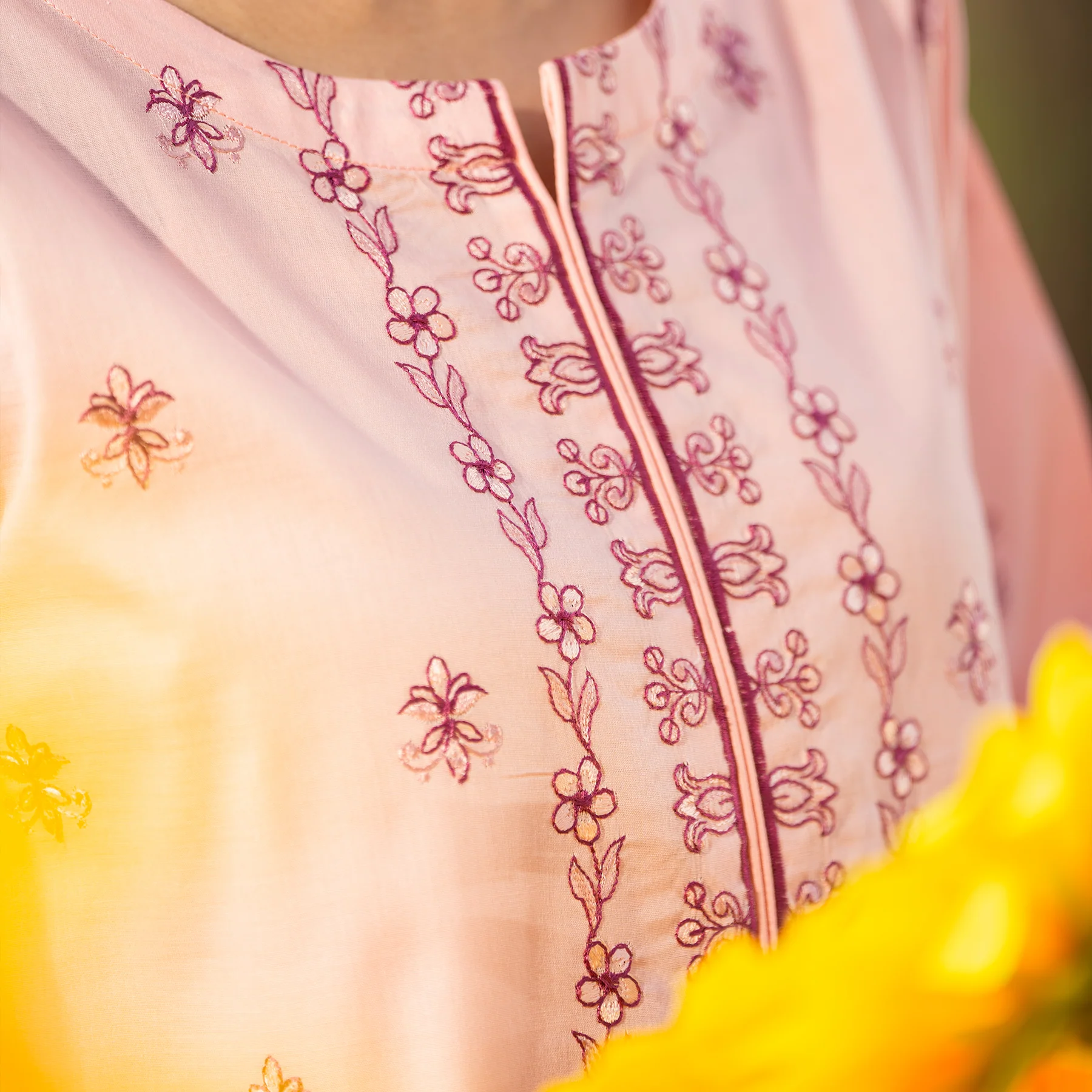 3PC- Unstitched Embroidered Lawn Suit US5352 - Image 5