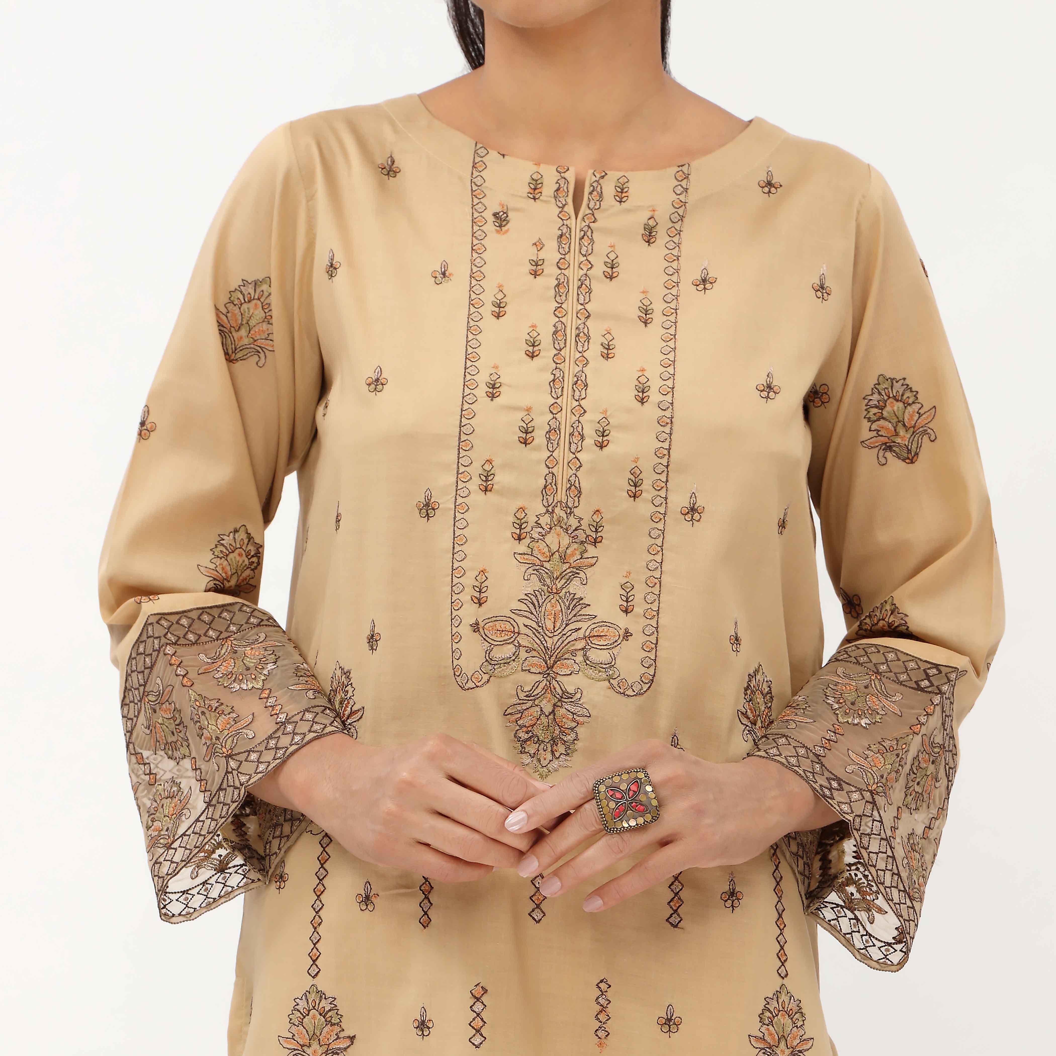 3PC- Unstitched Embroidered Lawn Suit US5354 - Image 3