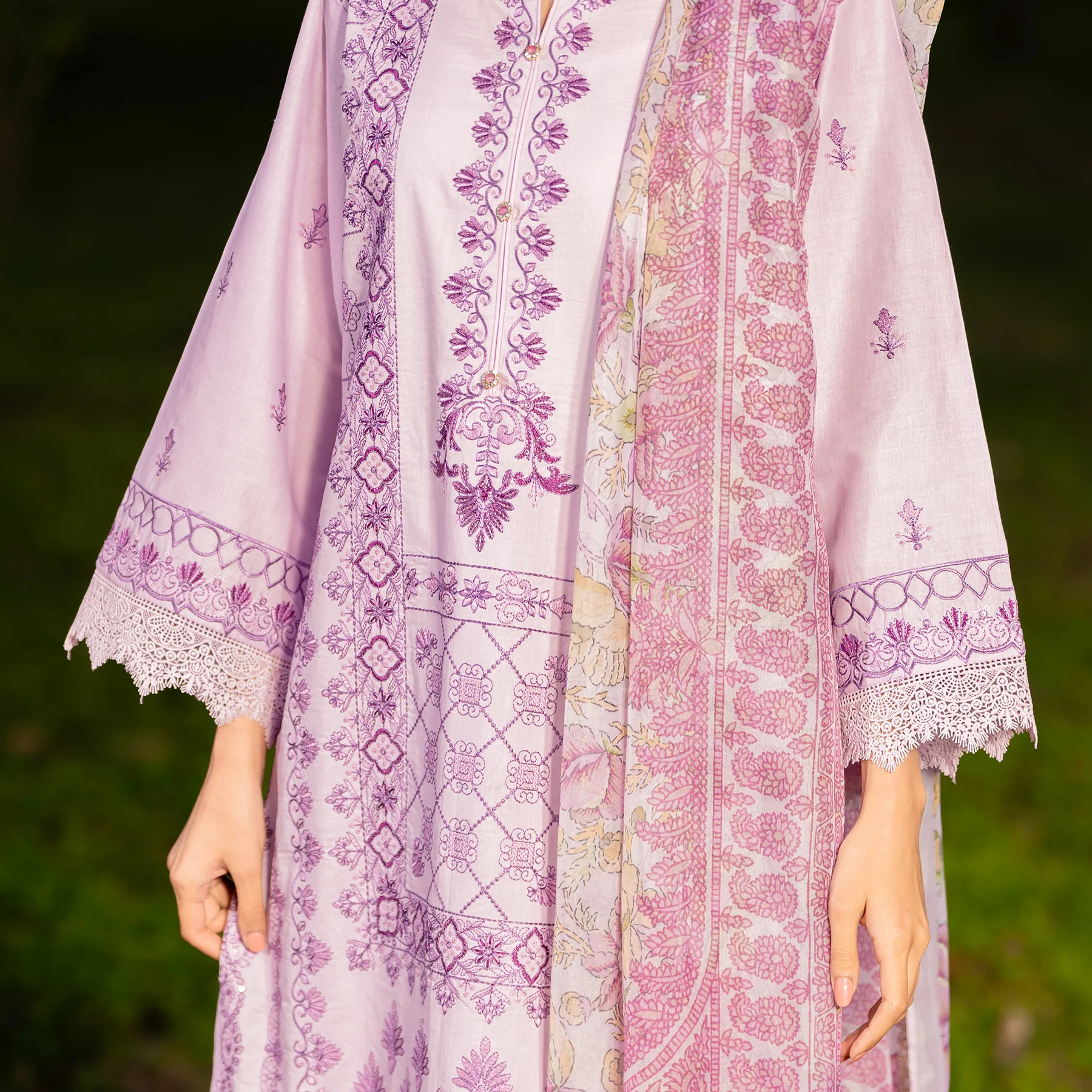 3PC- Unstitched Embroidered Lawn Suit US5382 - Image 3