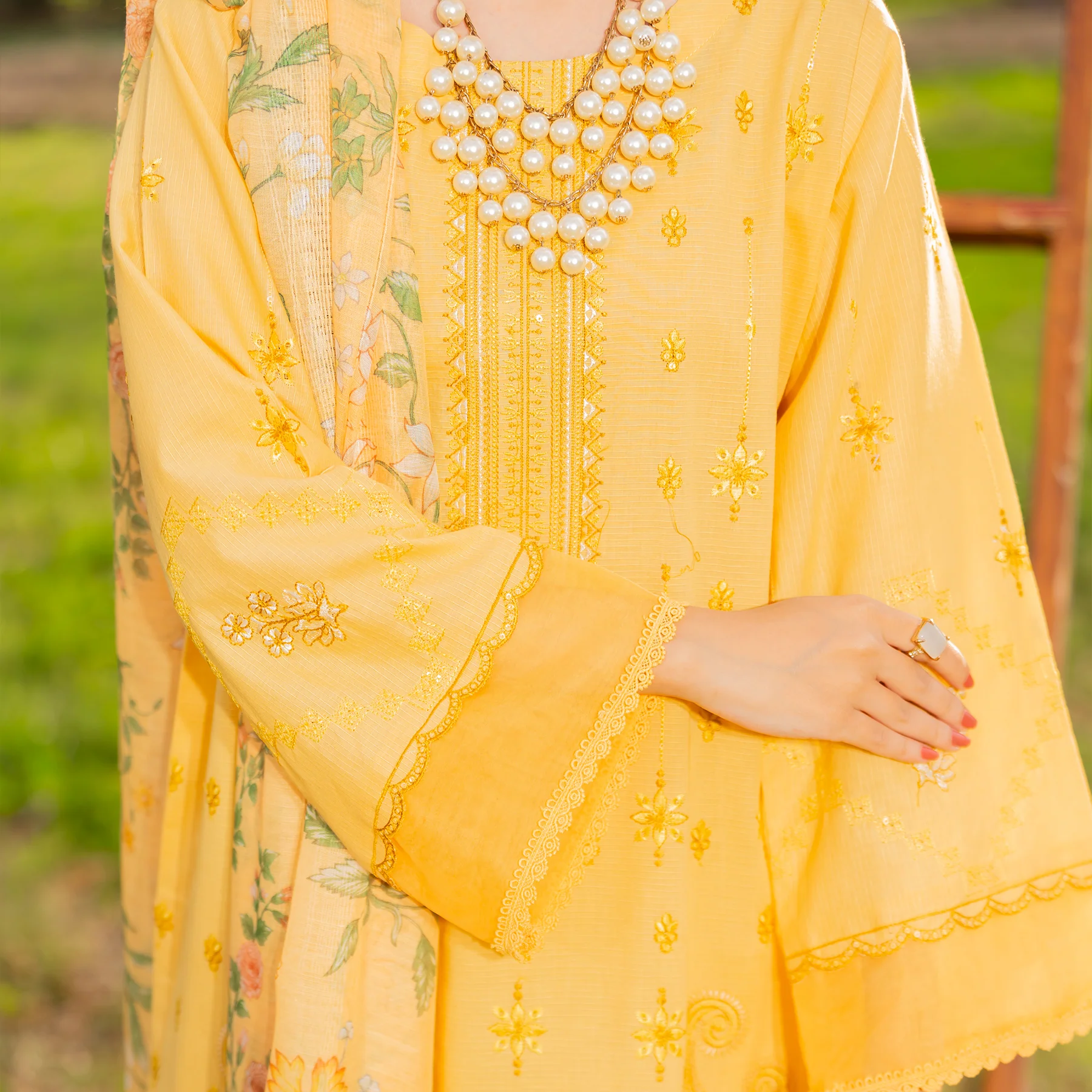 3PC- Unstitched Embroidered Lawn Suit US5386 - Image 2