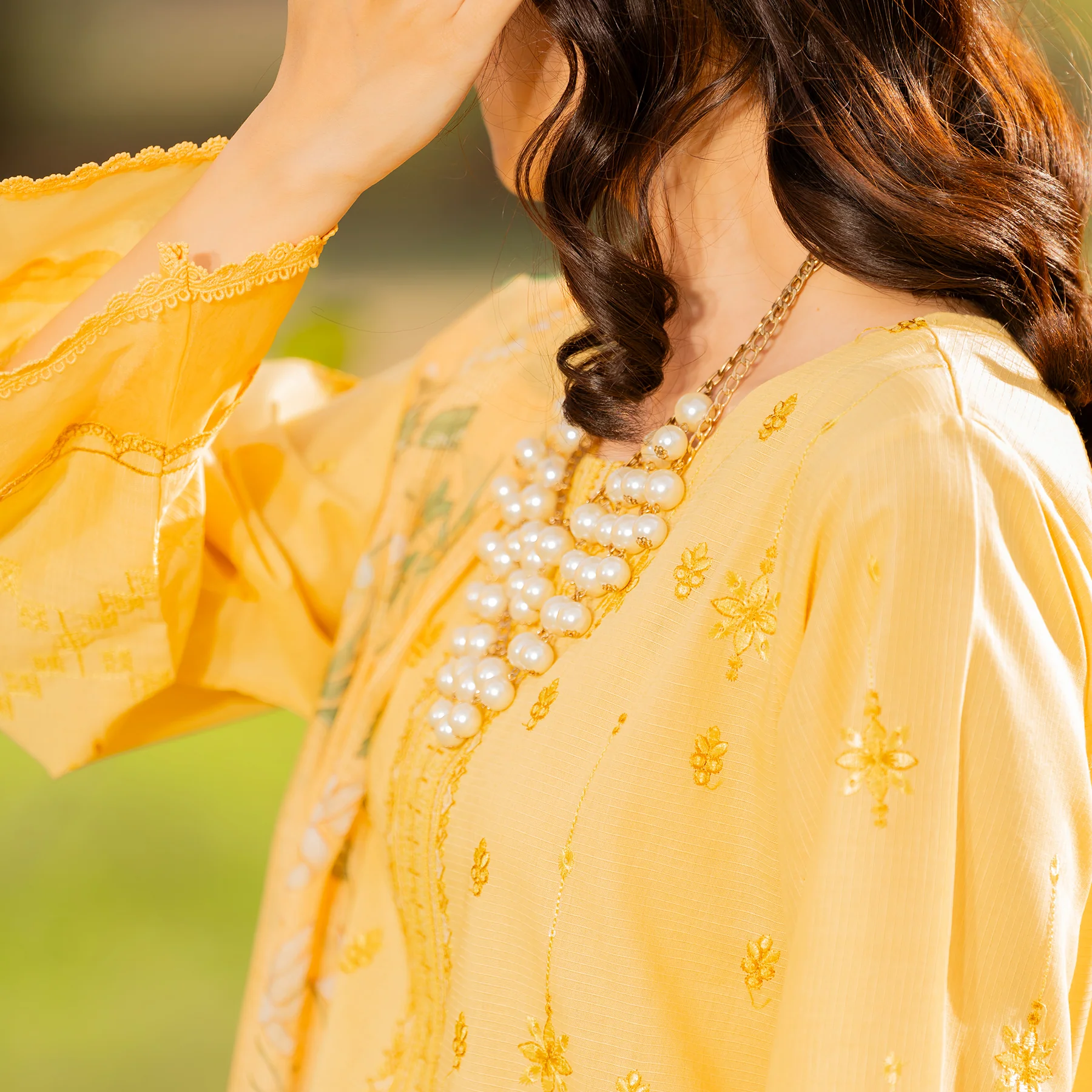 3PC- Unstitched Embroidered Lawn Suit US5386 - Image 3