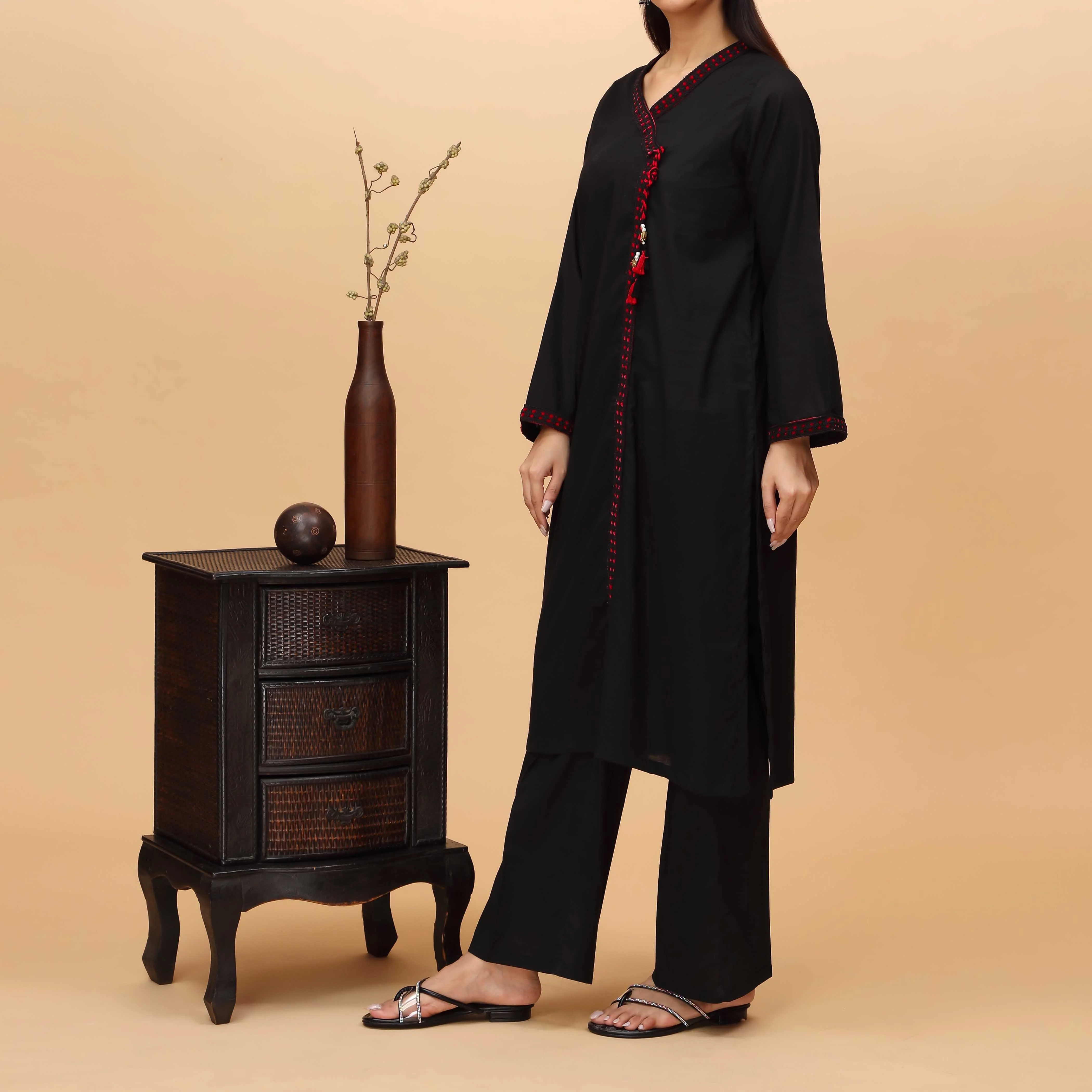 2PC Embellished Cambric Suit PS4933 - Image 2