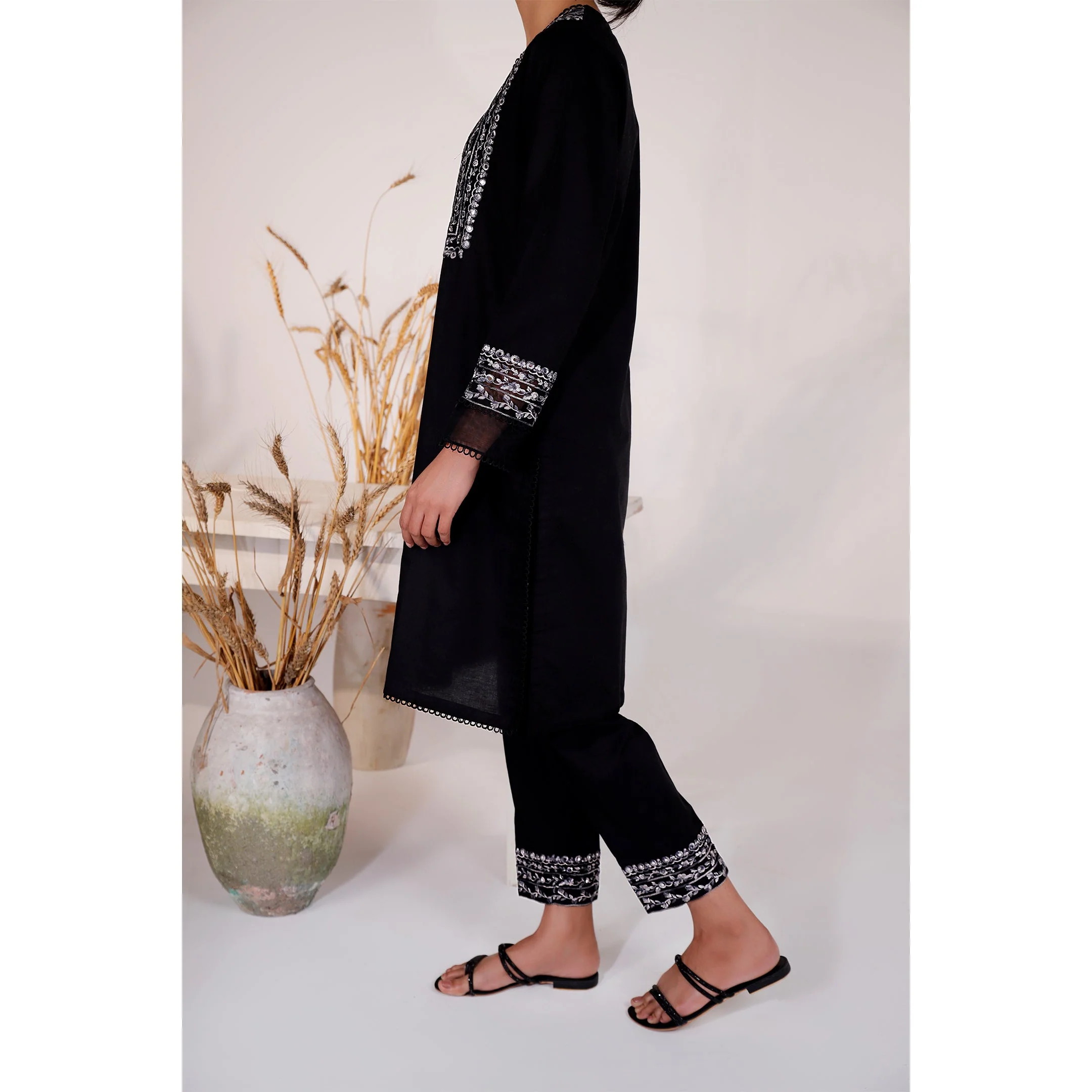 2PC- Embroidered Cambric Suit PS4322 - Image 3