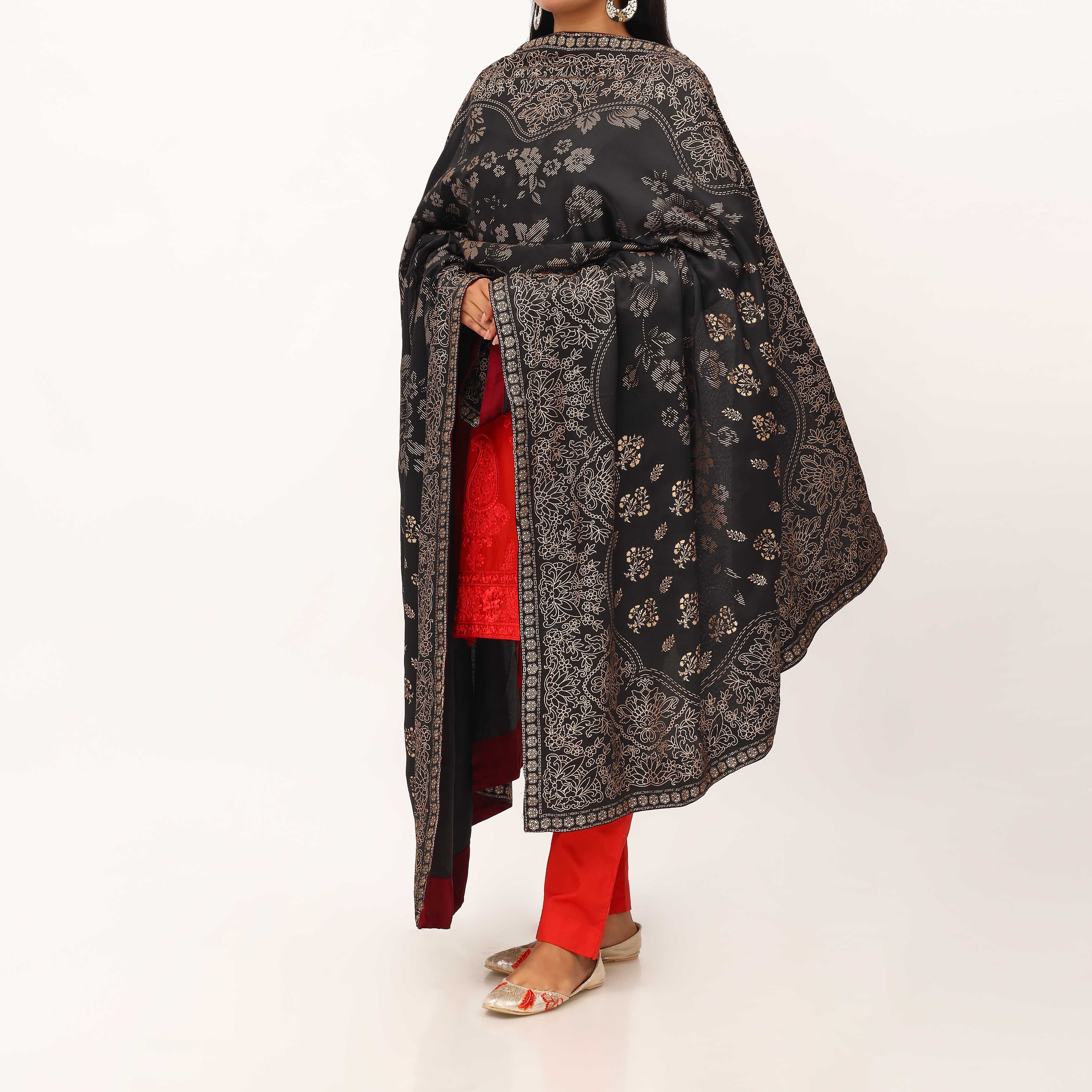 Black Acrylic Shawl PD5543 - Image 2
