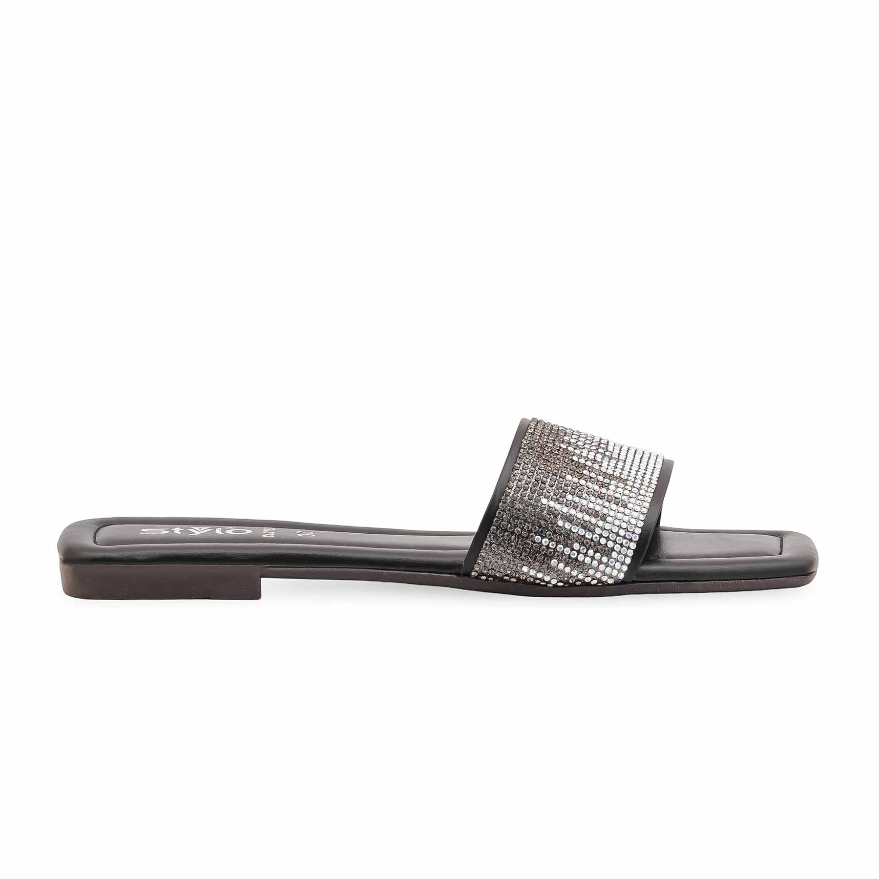 Black Casual Slipper For Ladies CL2158 - Image 2