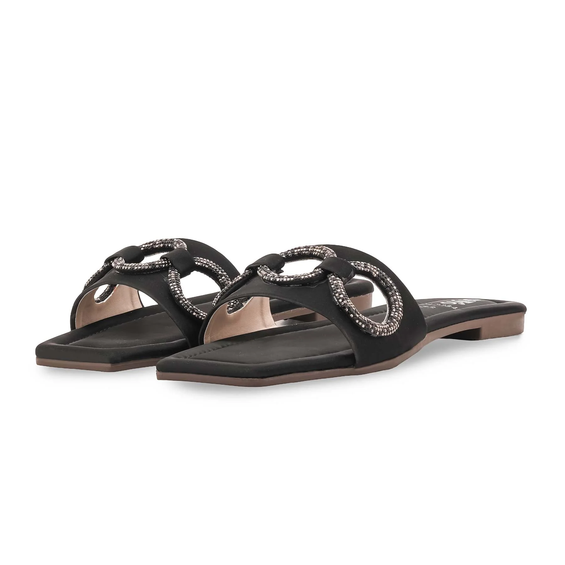 Black Casual Slipper For Ladies CL2184 - Image 3