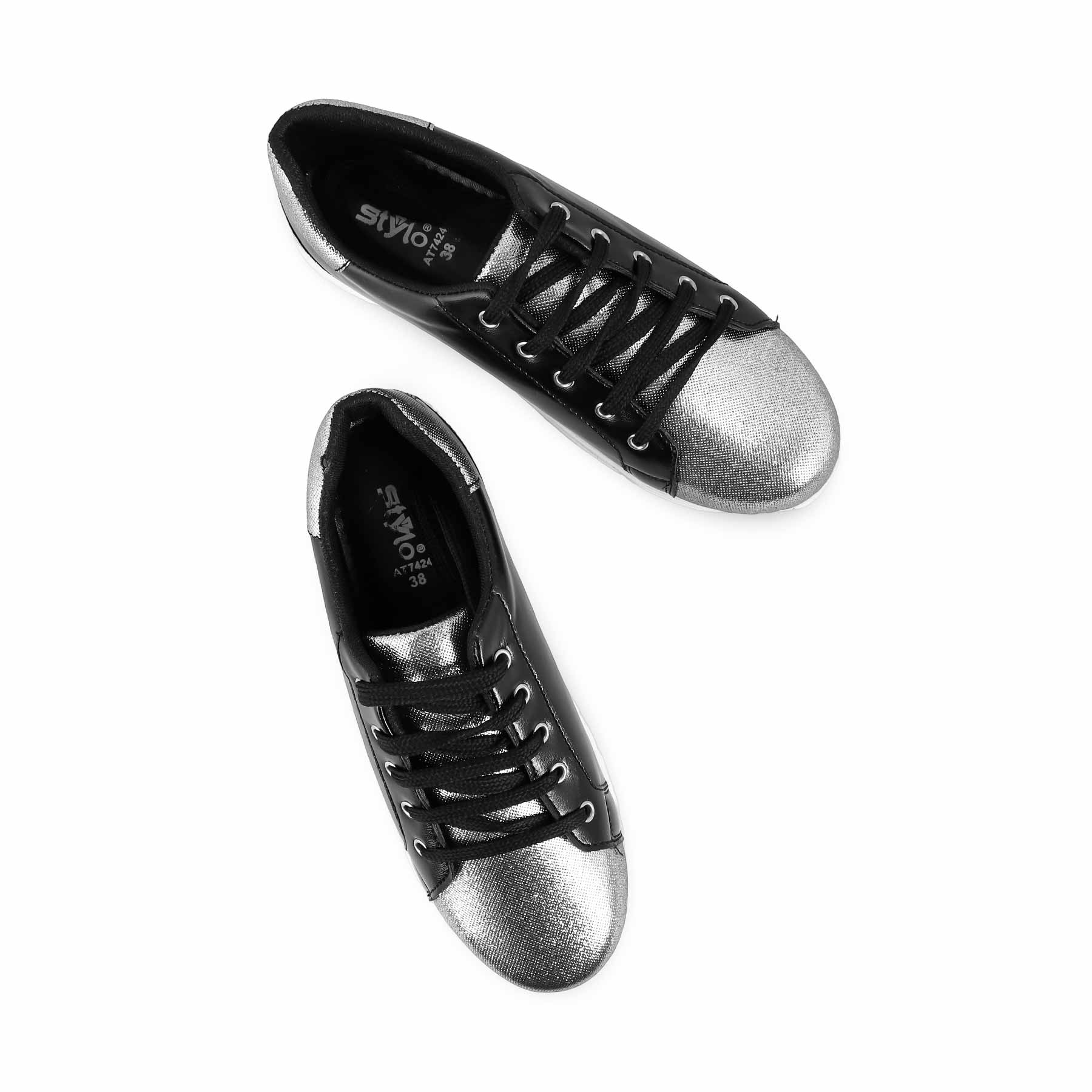 Black Casual Sneaker AT7424 - Image 5