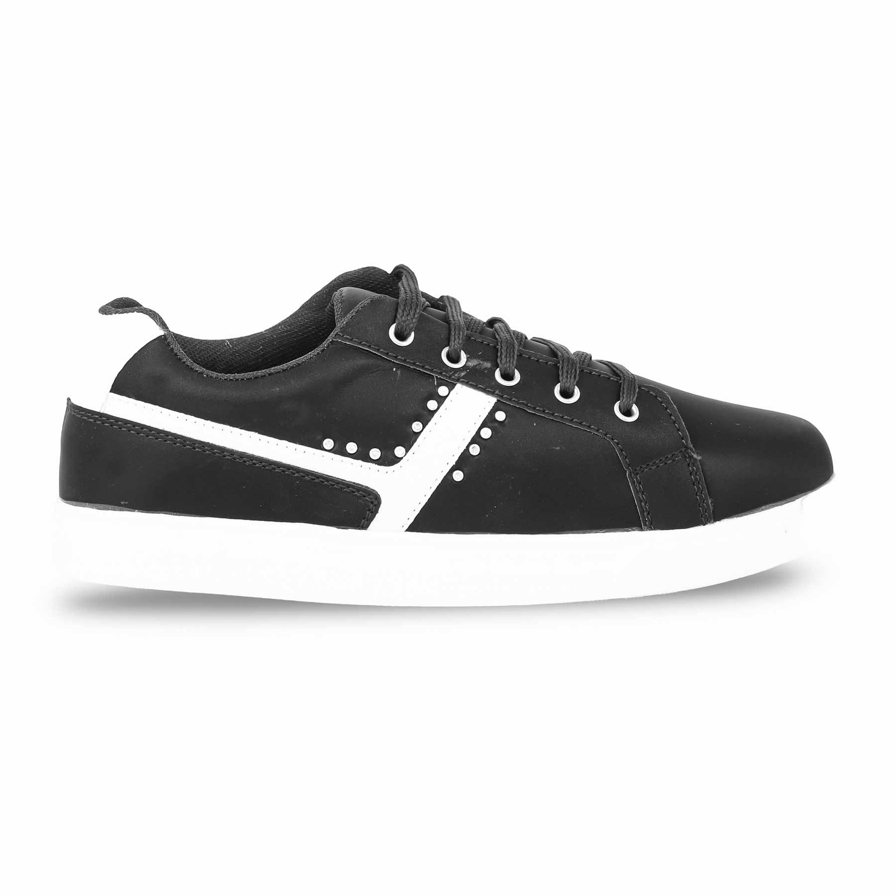 Black Casual Sneaker AT7425 - Image 2