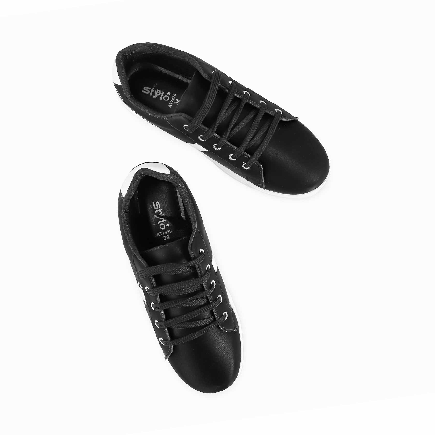 Black Casual Sneaker AT7425 - Image 5