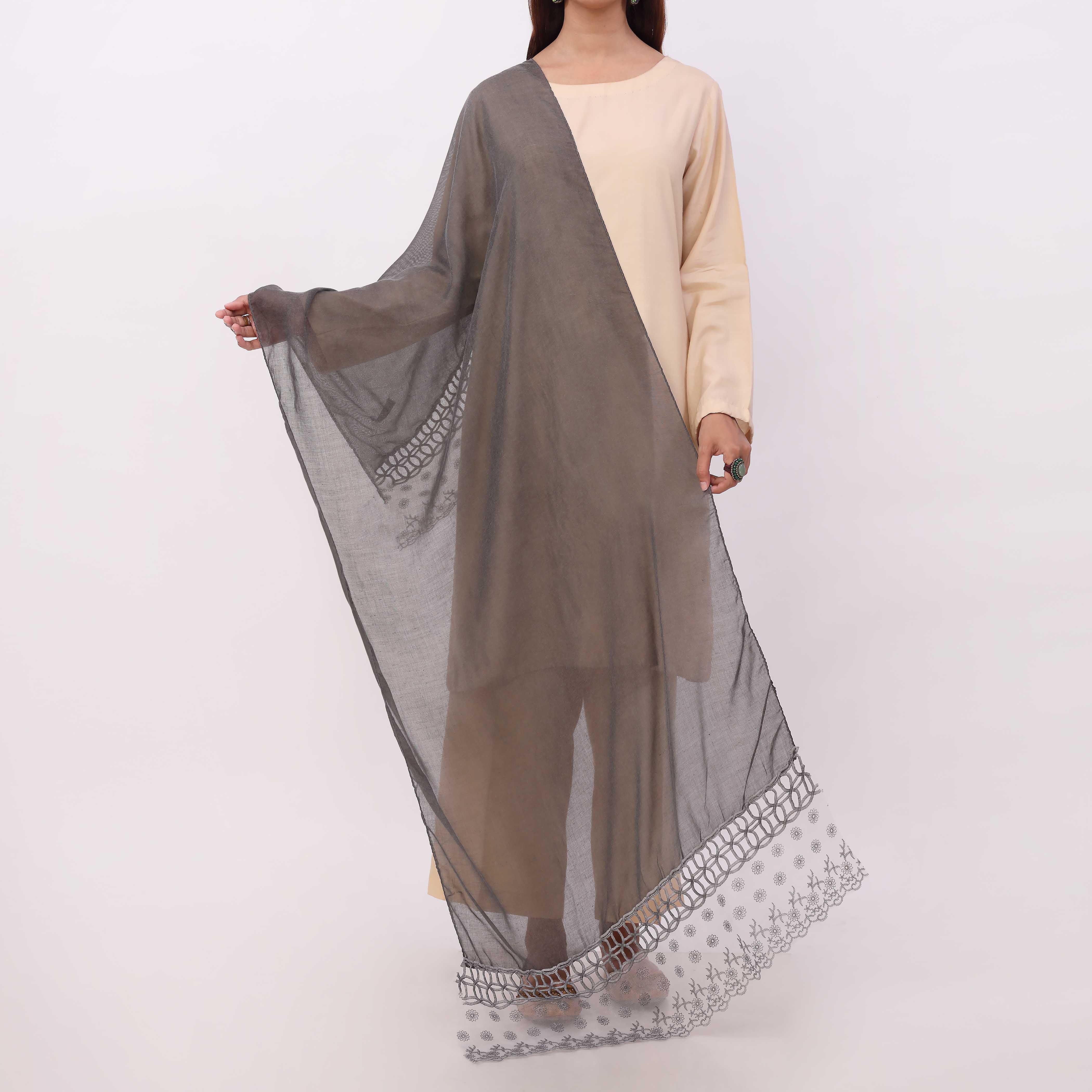 Black Embroidered Stole PD5340 - Image 2