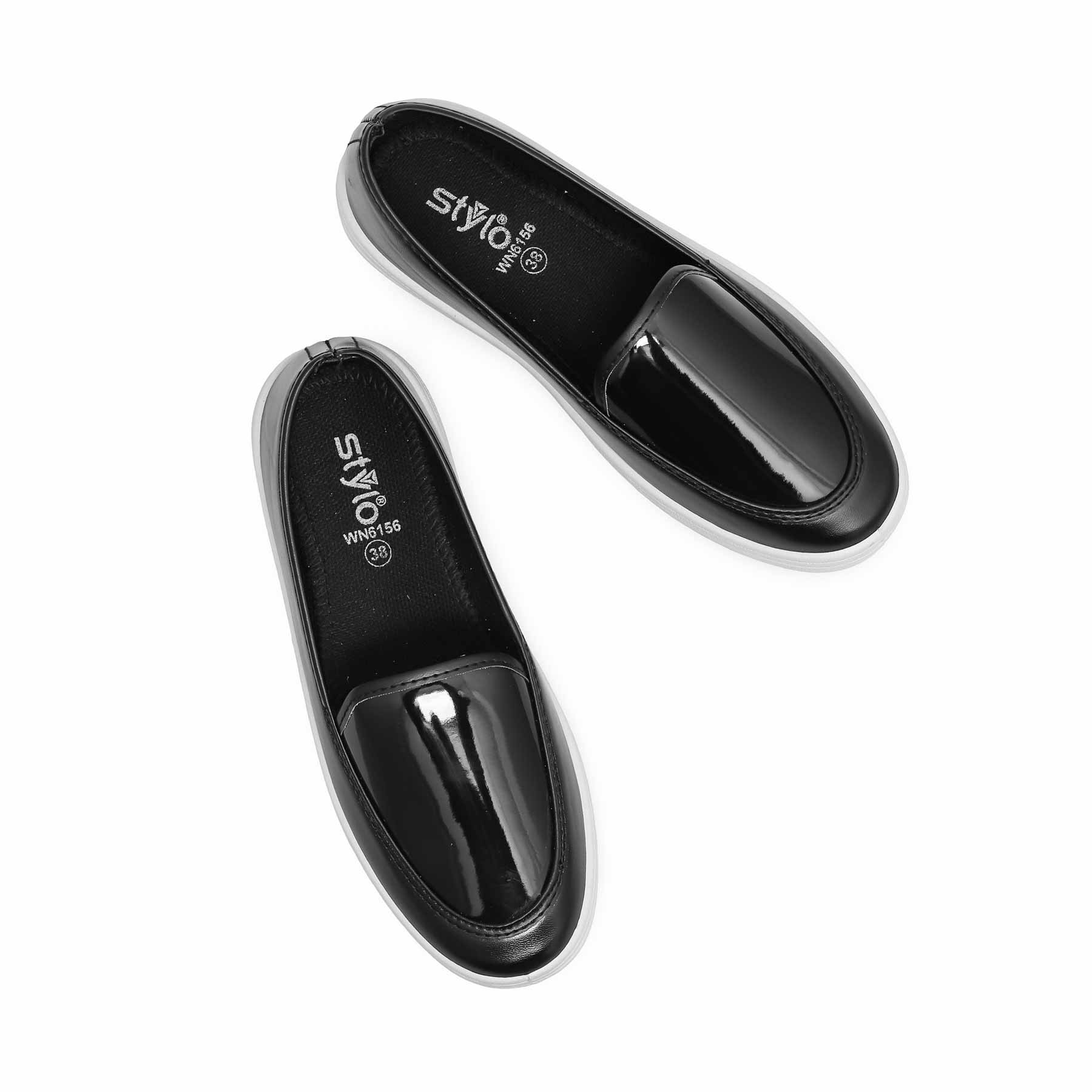 Black Sneaker WN6156 - Image 4