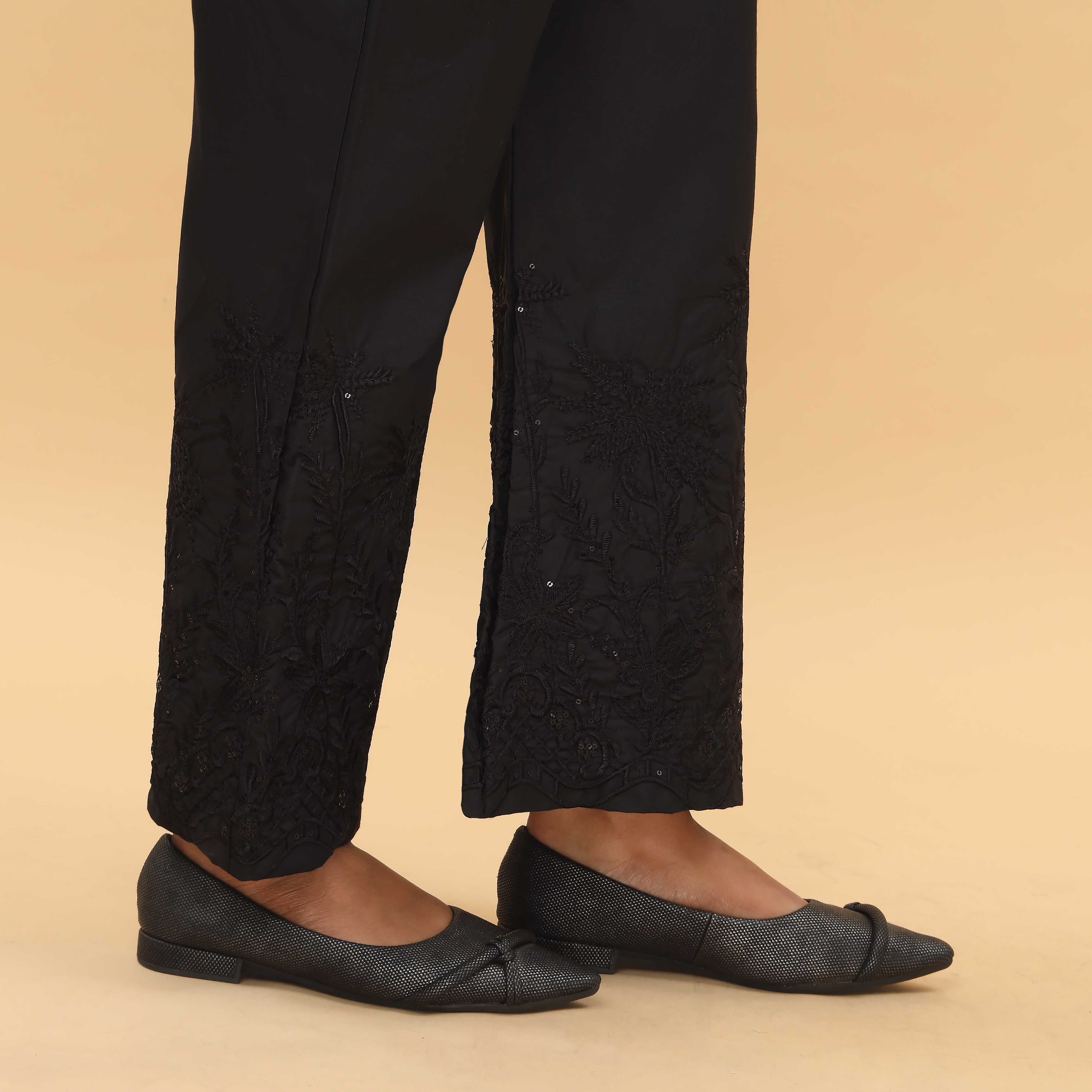 Black Straight Fit Embellished Trouser PL4071 - Image 3