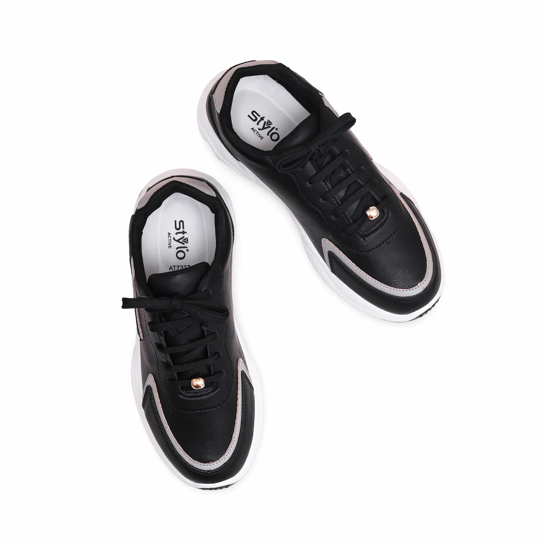 Black Women Casual Sneaker AT7327 - Image 4