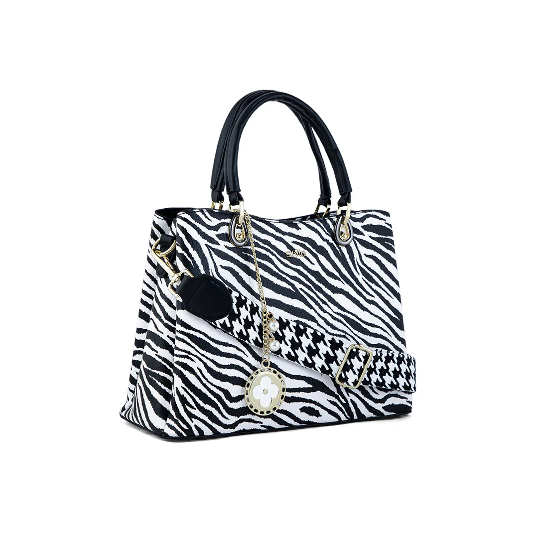 Blkwht Hand Bag P36385 - Image 2