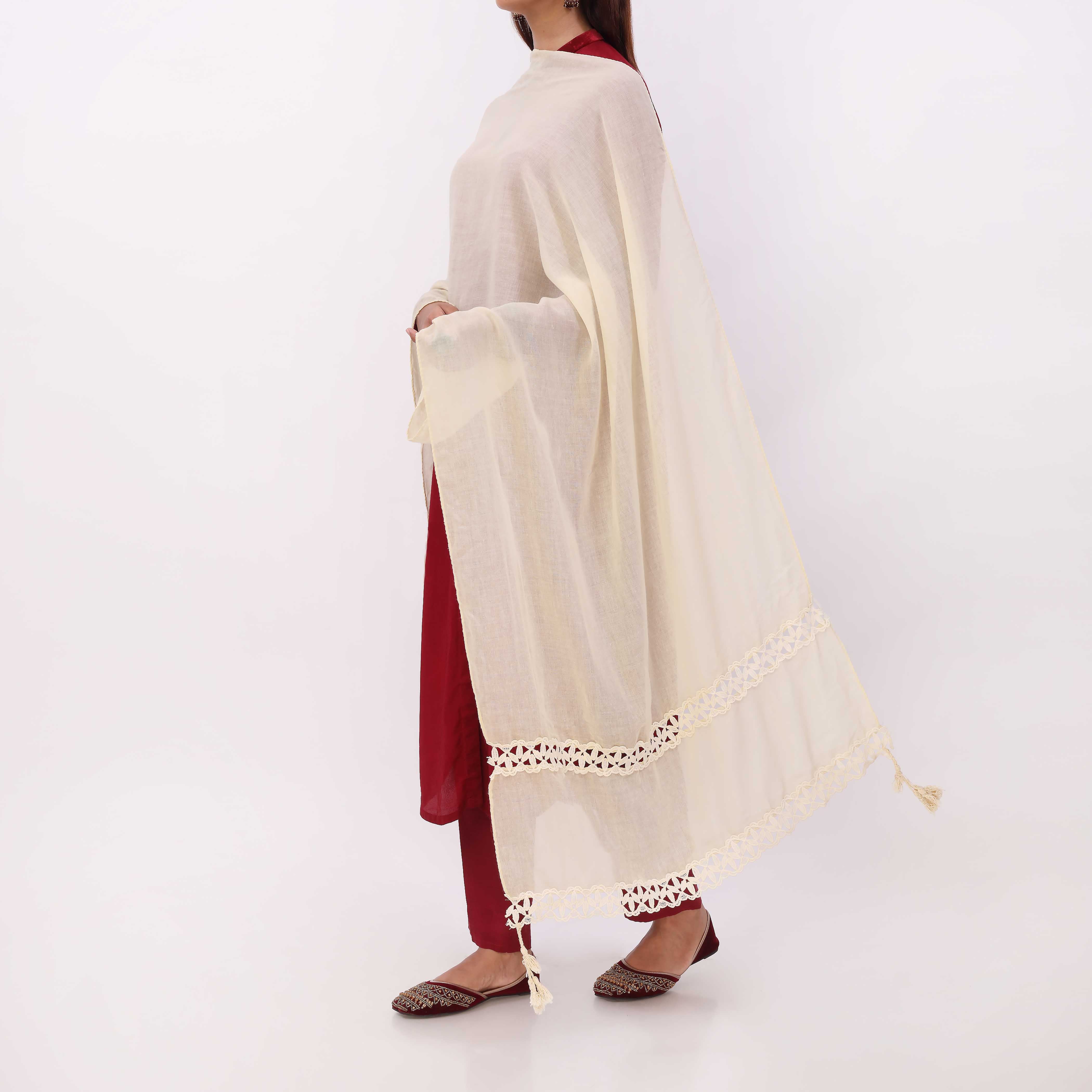 Cream Embroidered Stole PD5316 - Image 3