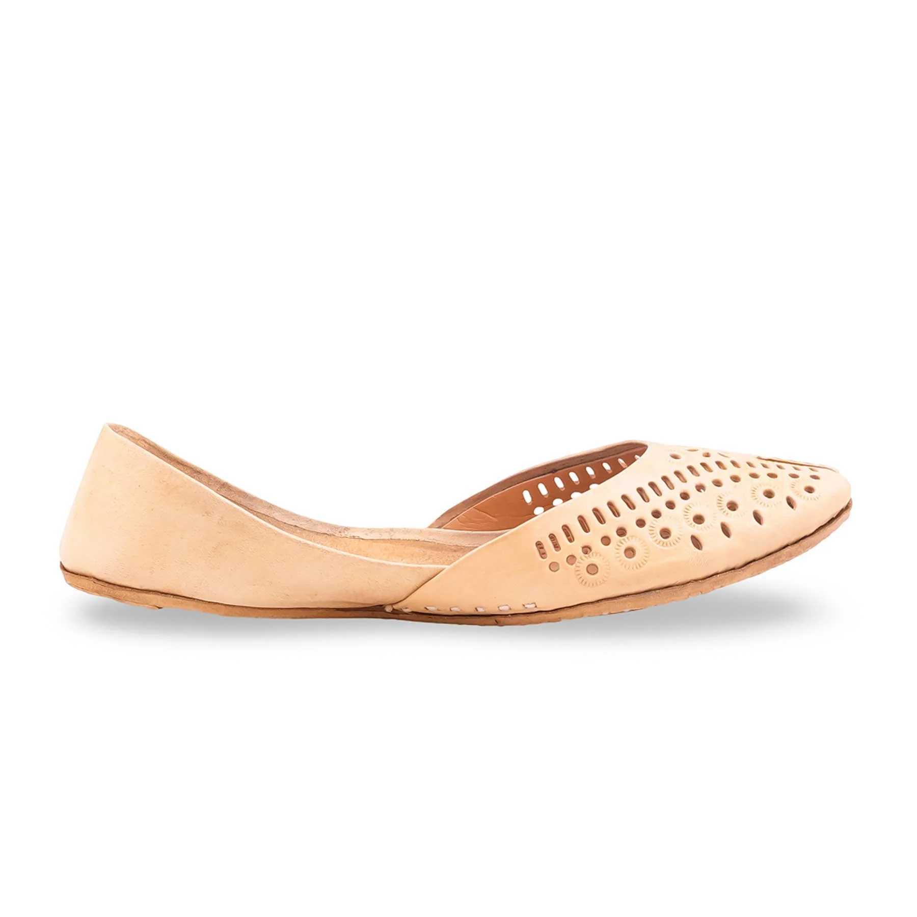 Cream Ethnic Khussa For Ladies EC8744 - Image 2
