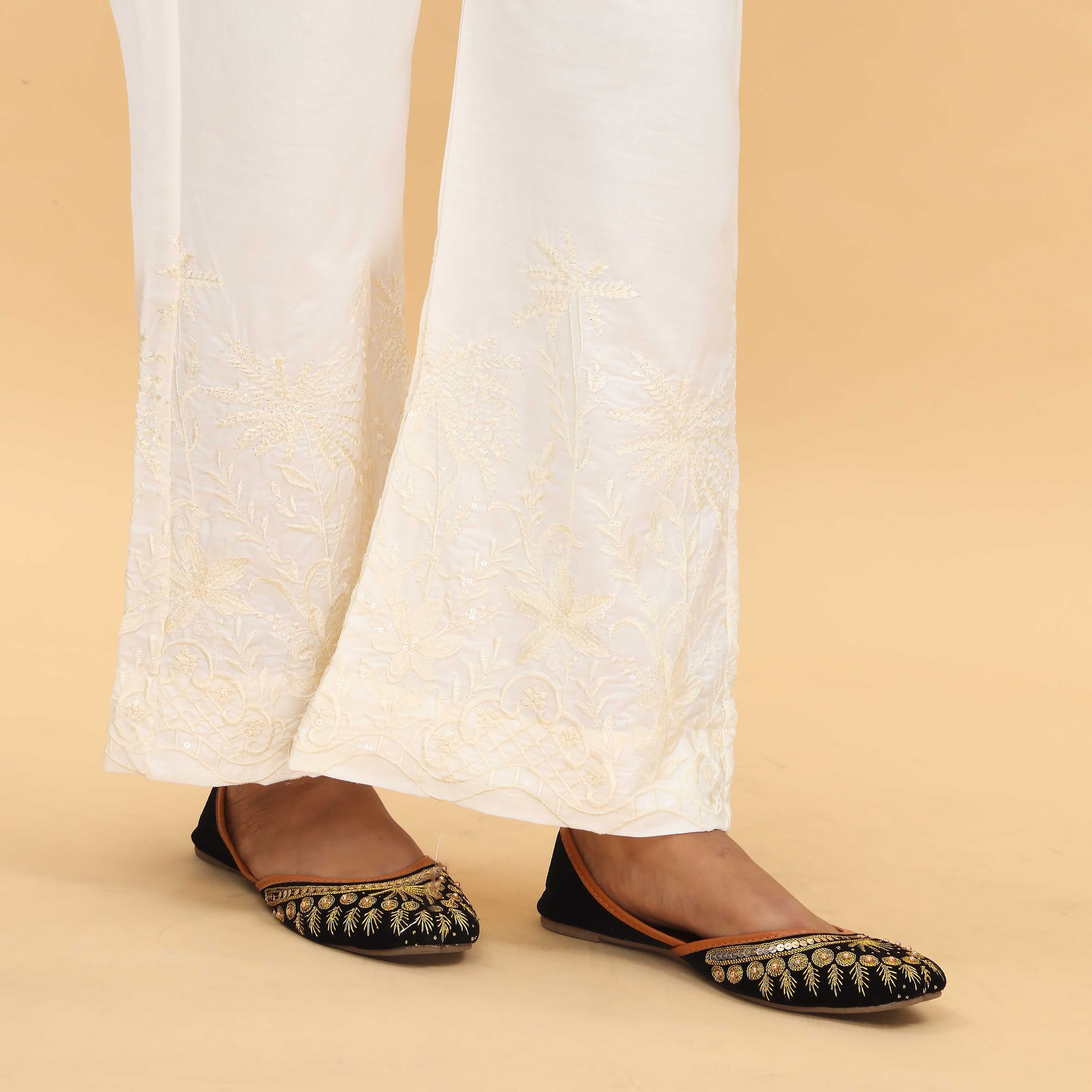 Cream Straight Fit Embellished Trouser PL4073 - Image 3