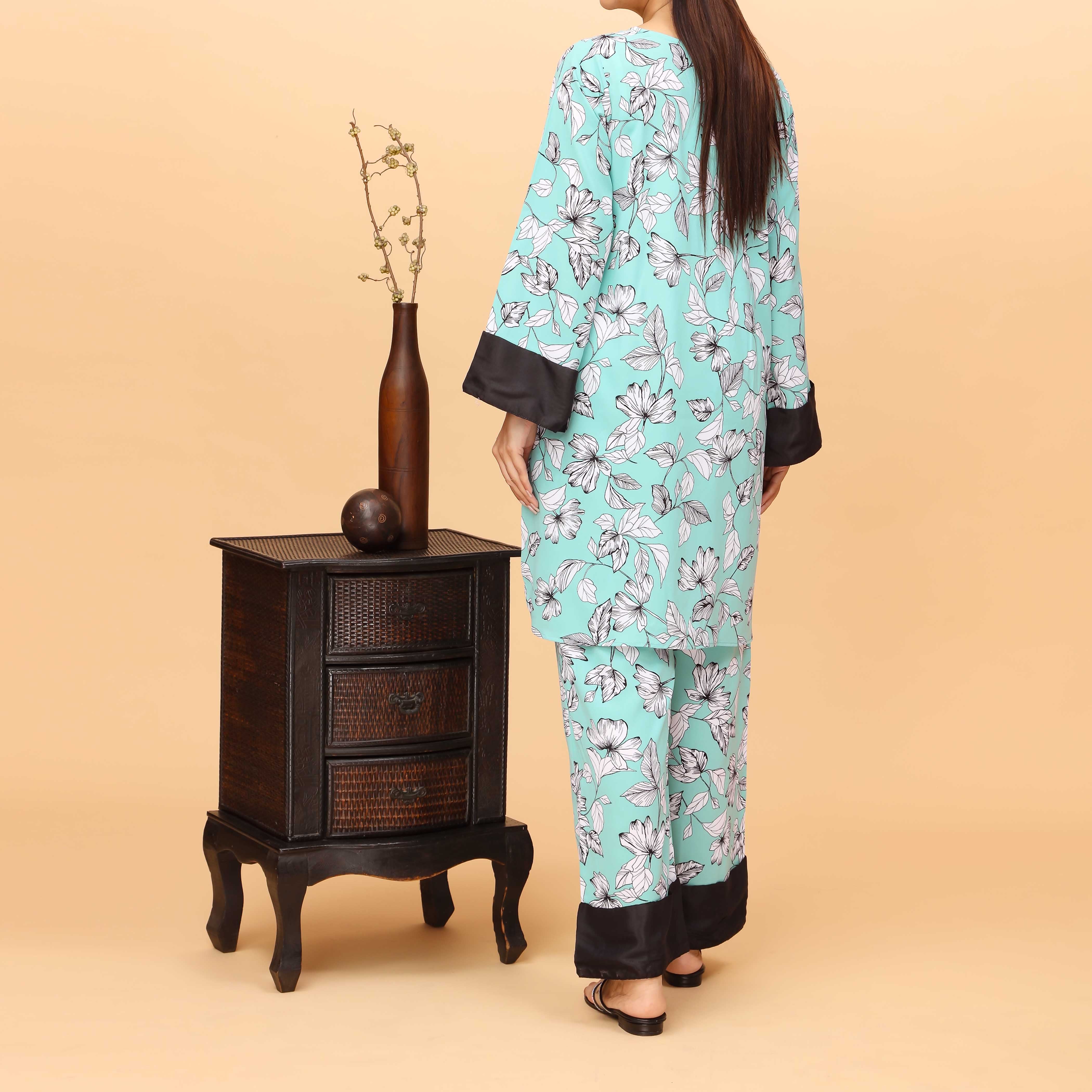 2PC Printed Grip Silk Suit PW4010 - Image 3