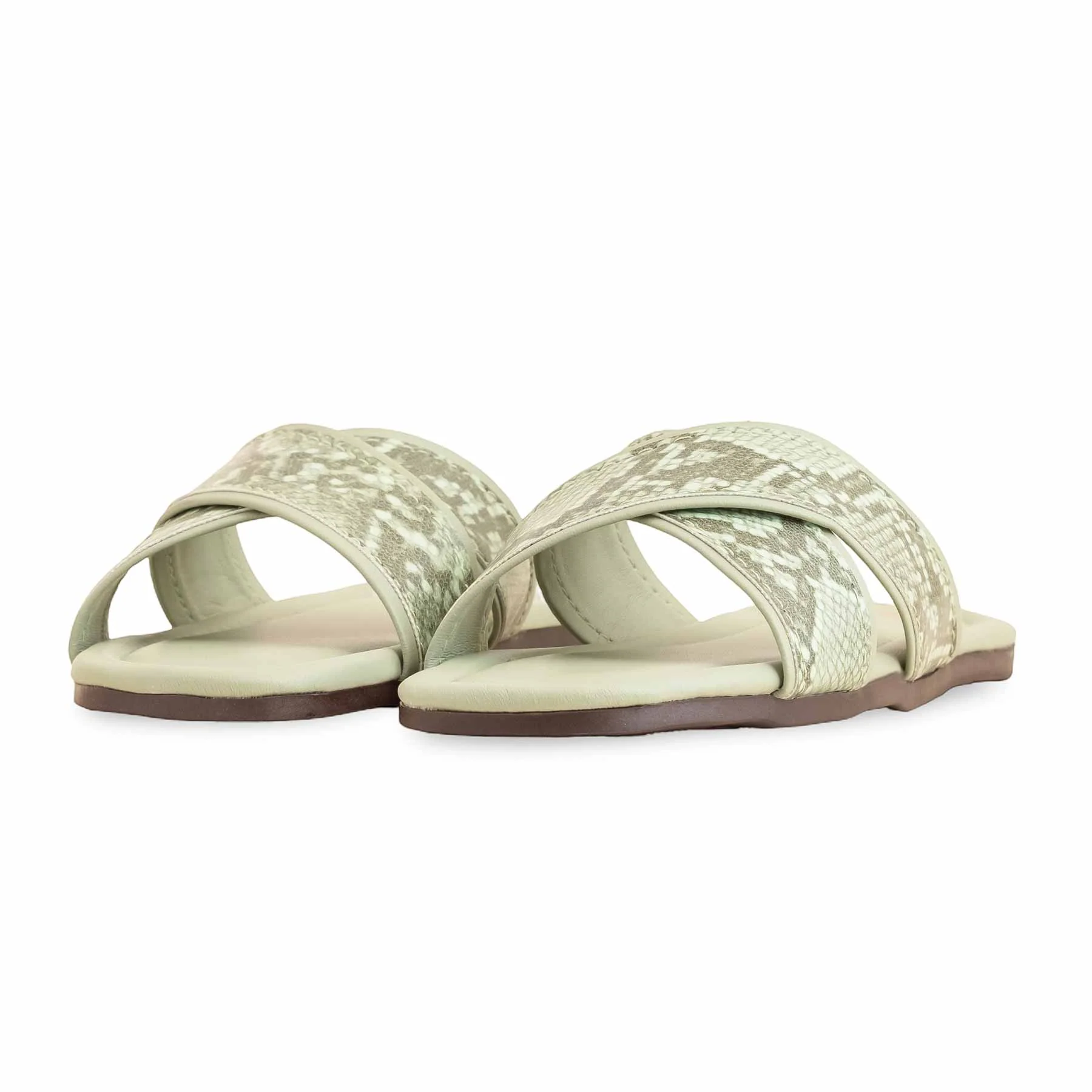 Green Casual Slipper For Ladies CL2040 - Image 3