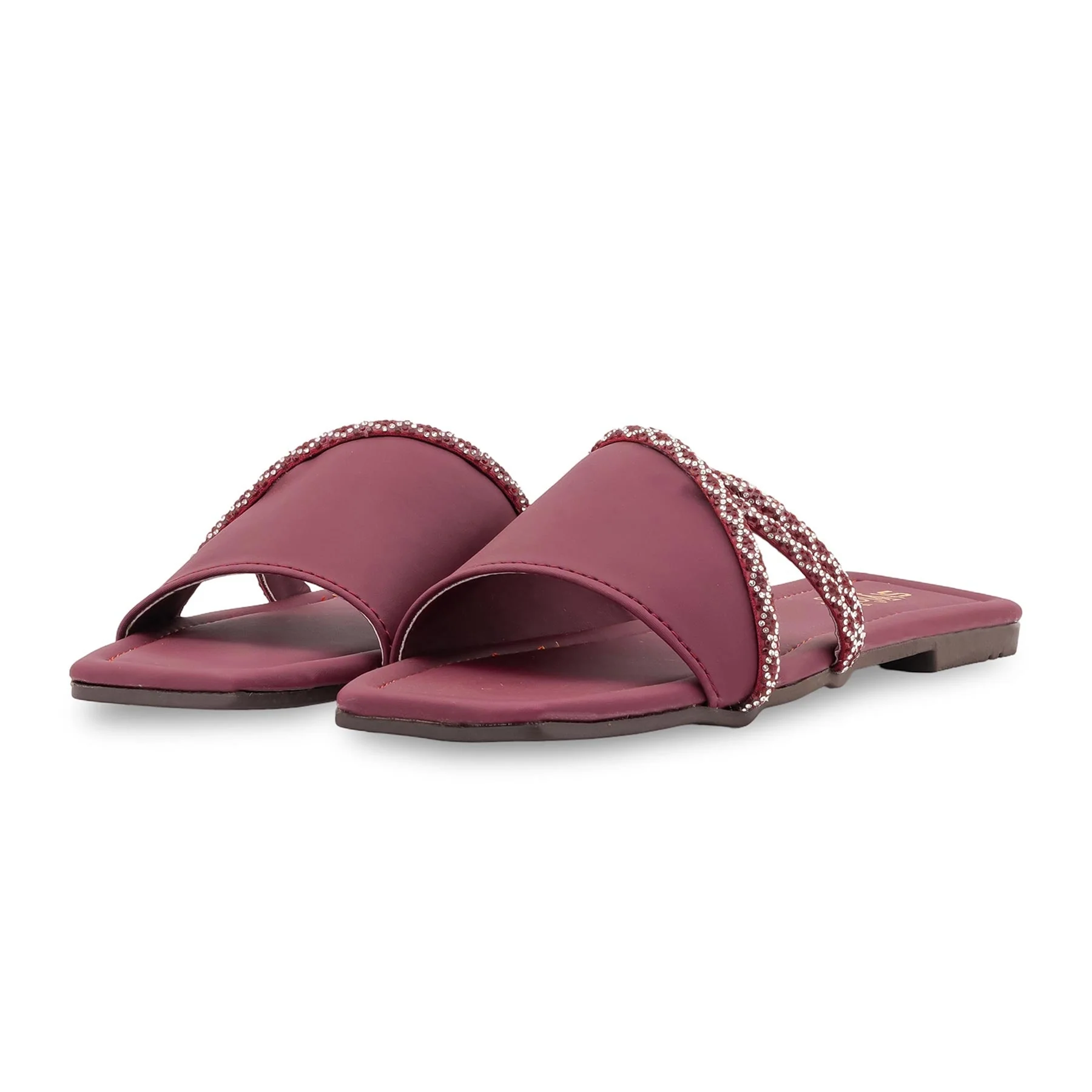 Maroon Casual Slipper For Ladies CL2186 - Image 3