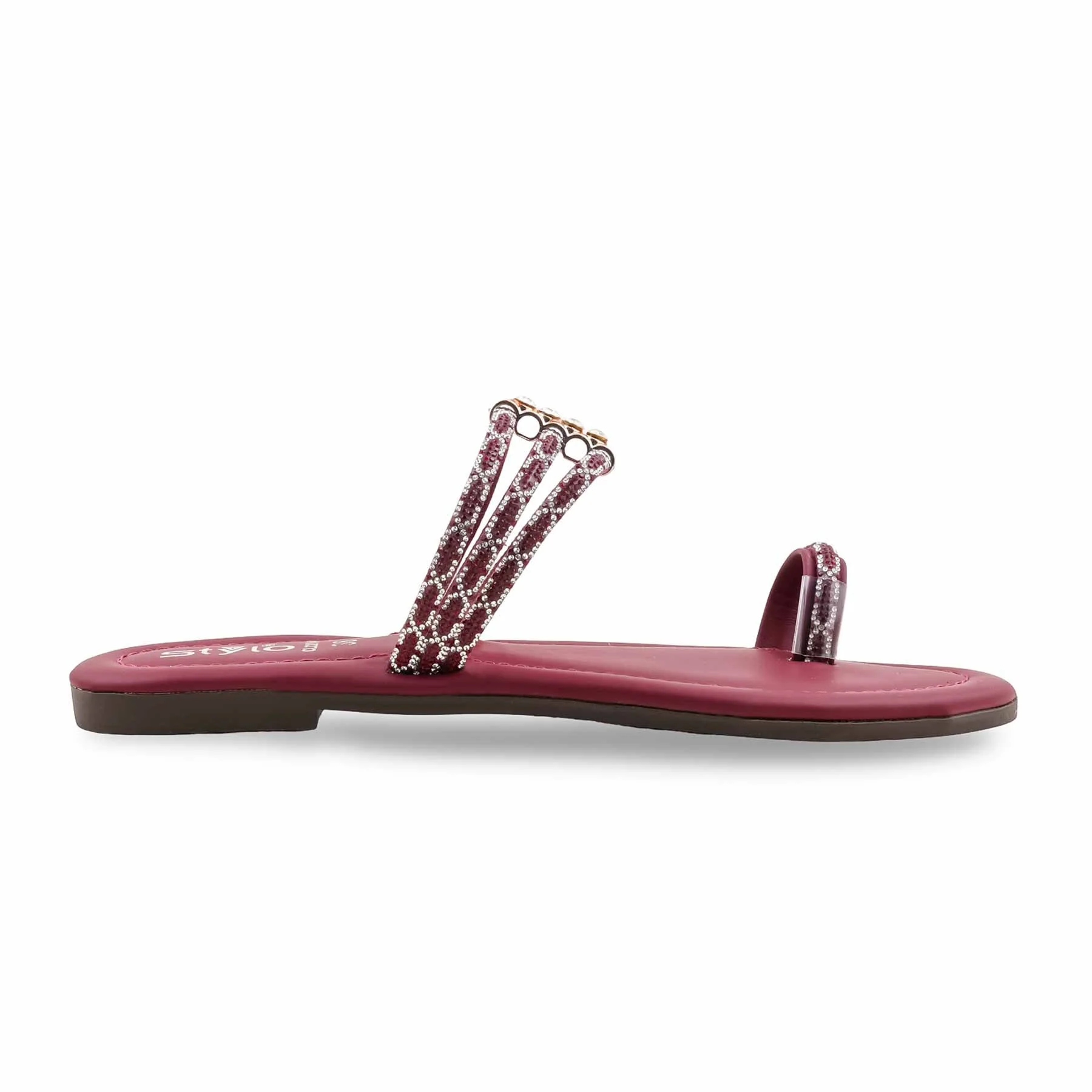 Maroon Casual Women Chappal CL2214 - Image 2