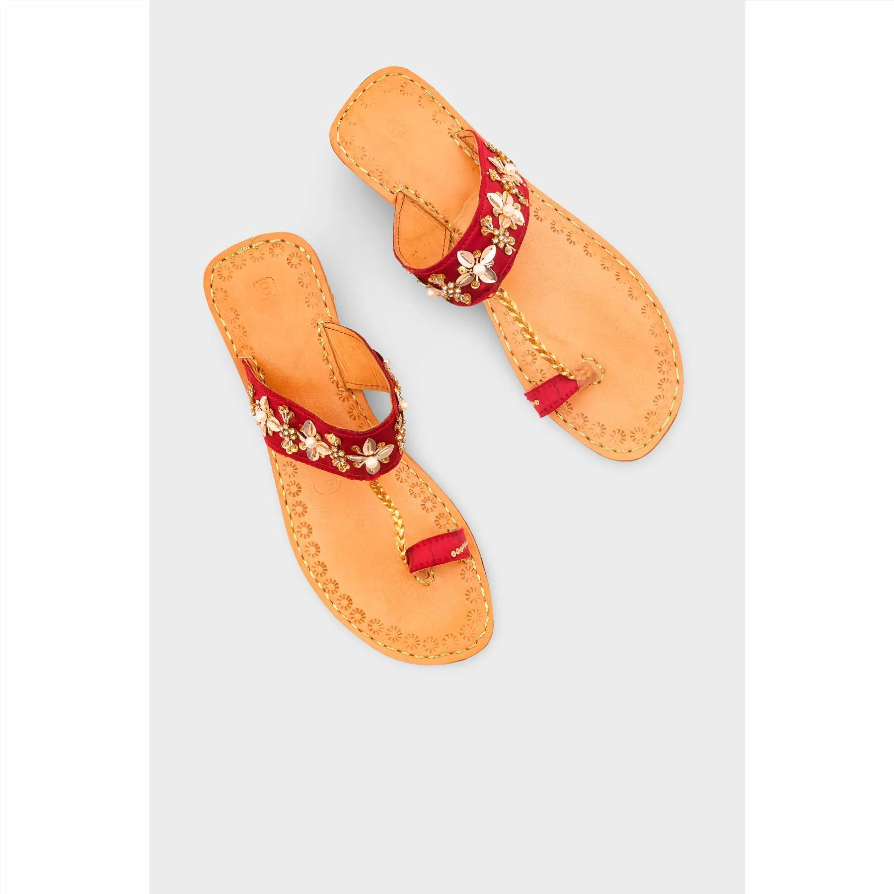 Maroon Leather Kolapori For Women EC0268 - Image 5
