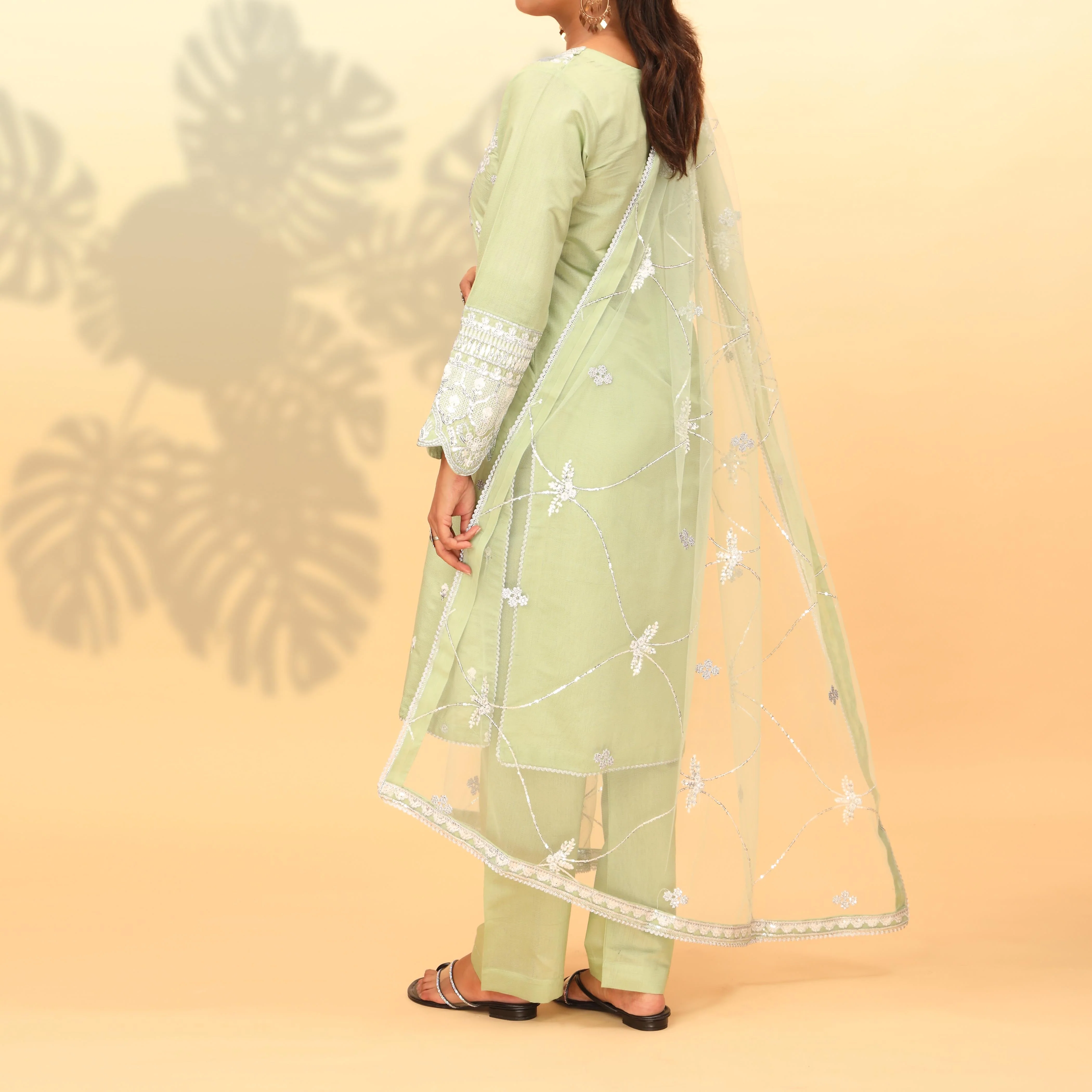 3PC- Embellished Khaddi Net Suit PF4015 - Image 3