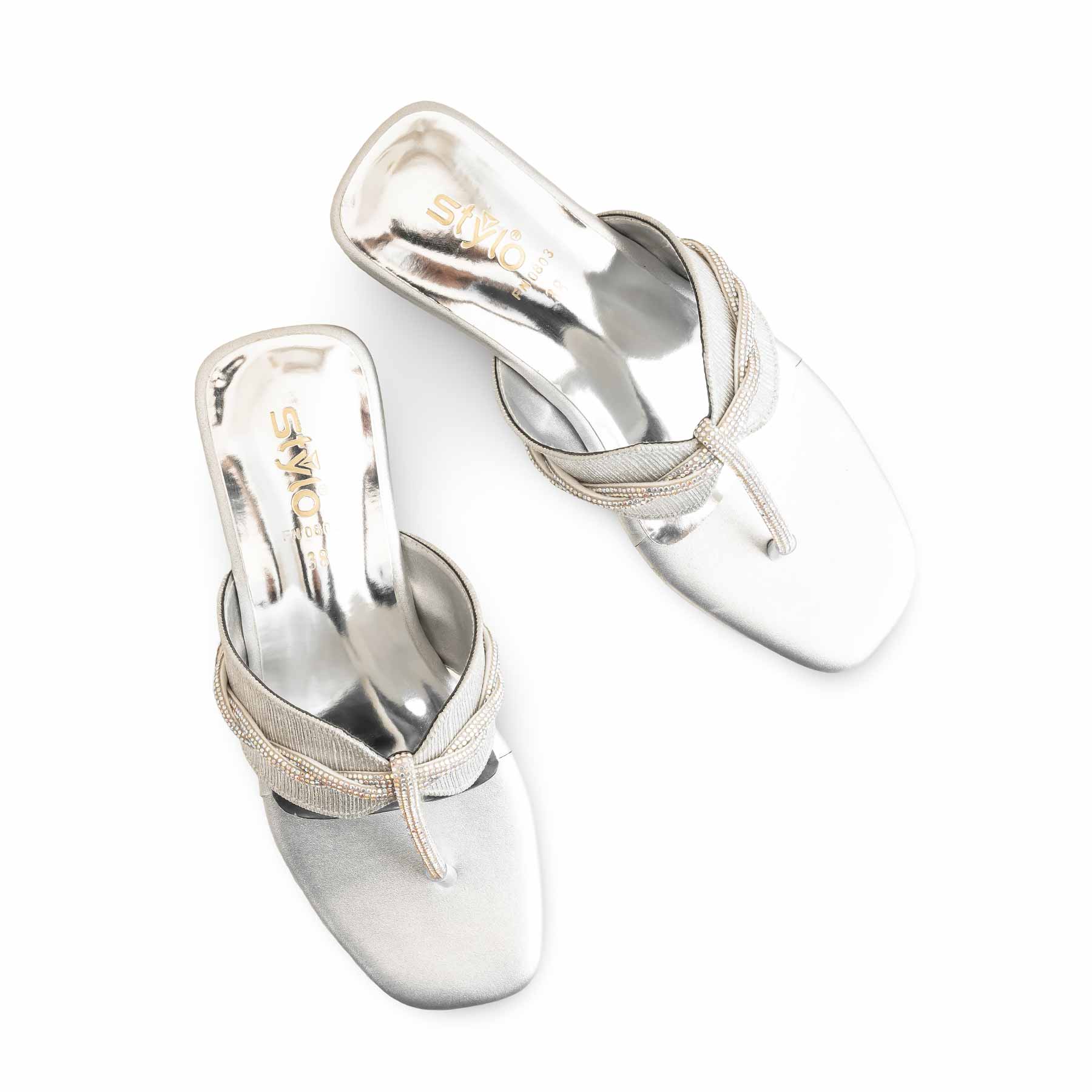 Silver Fancy Chappal For Ladies FN0803 - Image 5