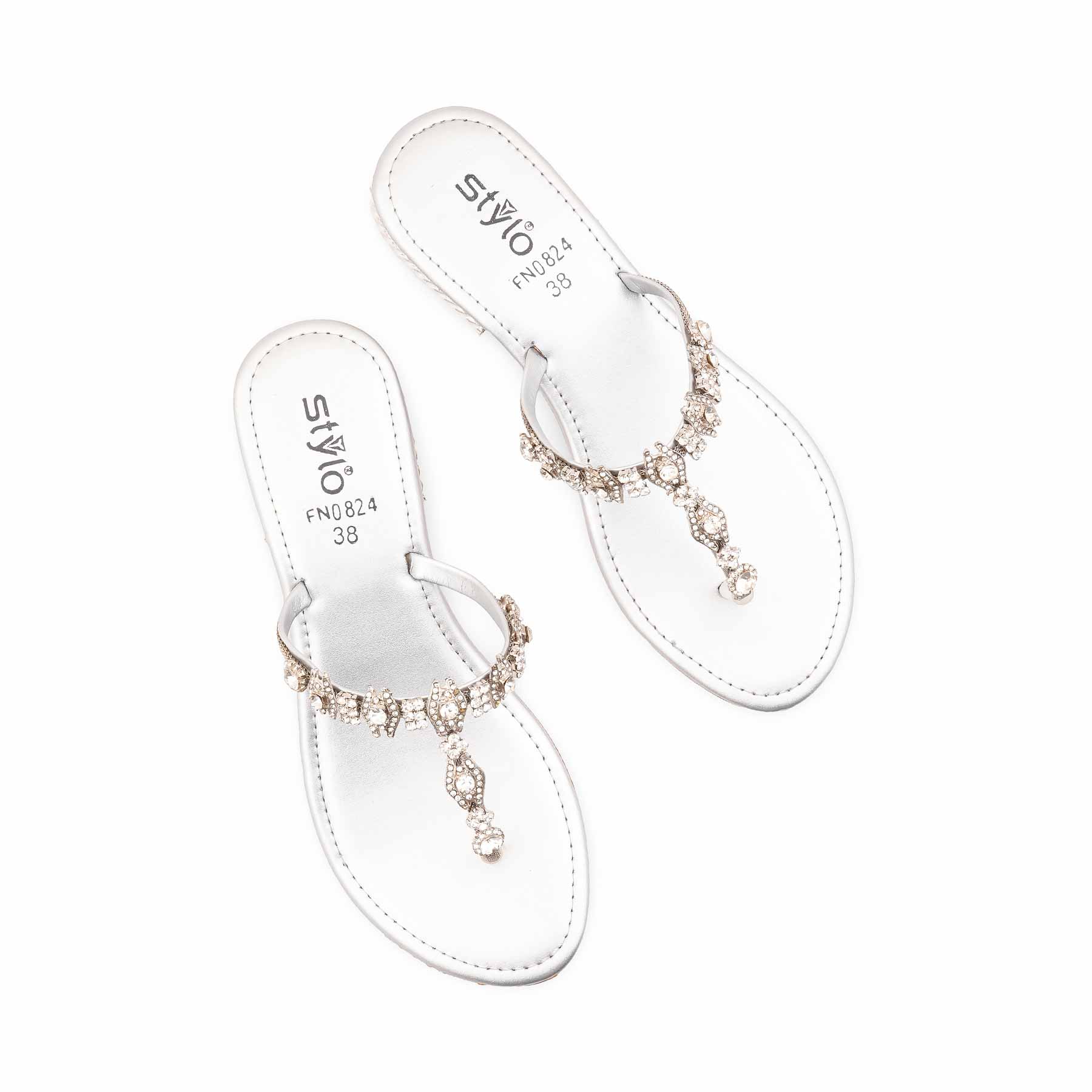 Silver Fancy Chappal For Women FN0824 - Image 5