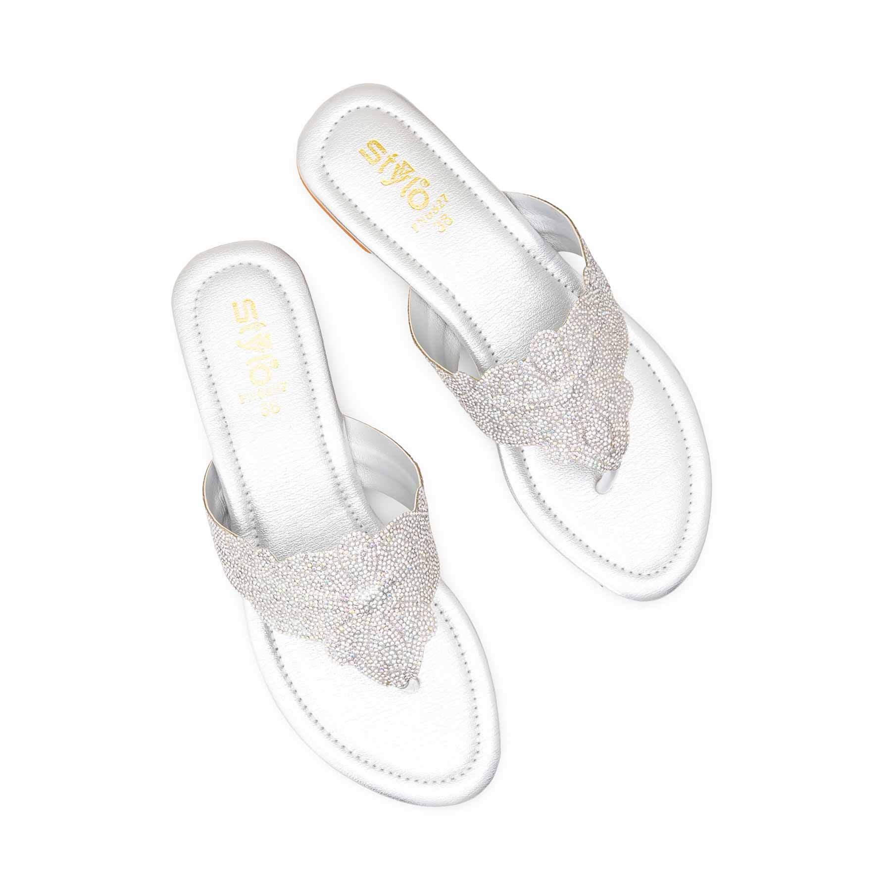 Silver Fancy Chappal For Women FN0827 - Image 5