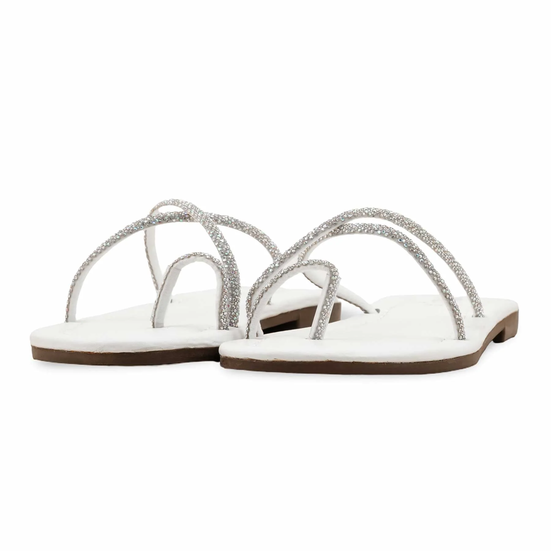 White Casual Chappal CL1986 - Image 3