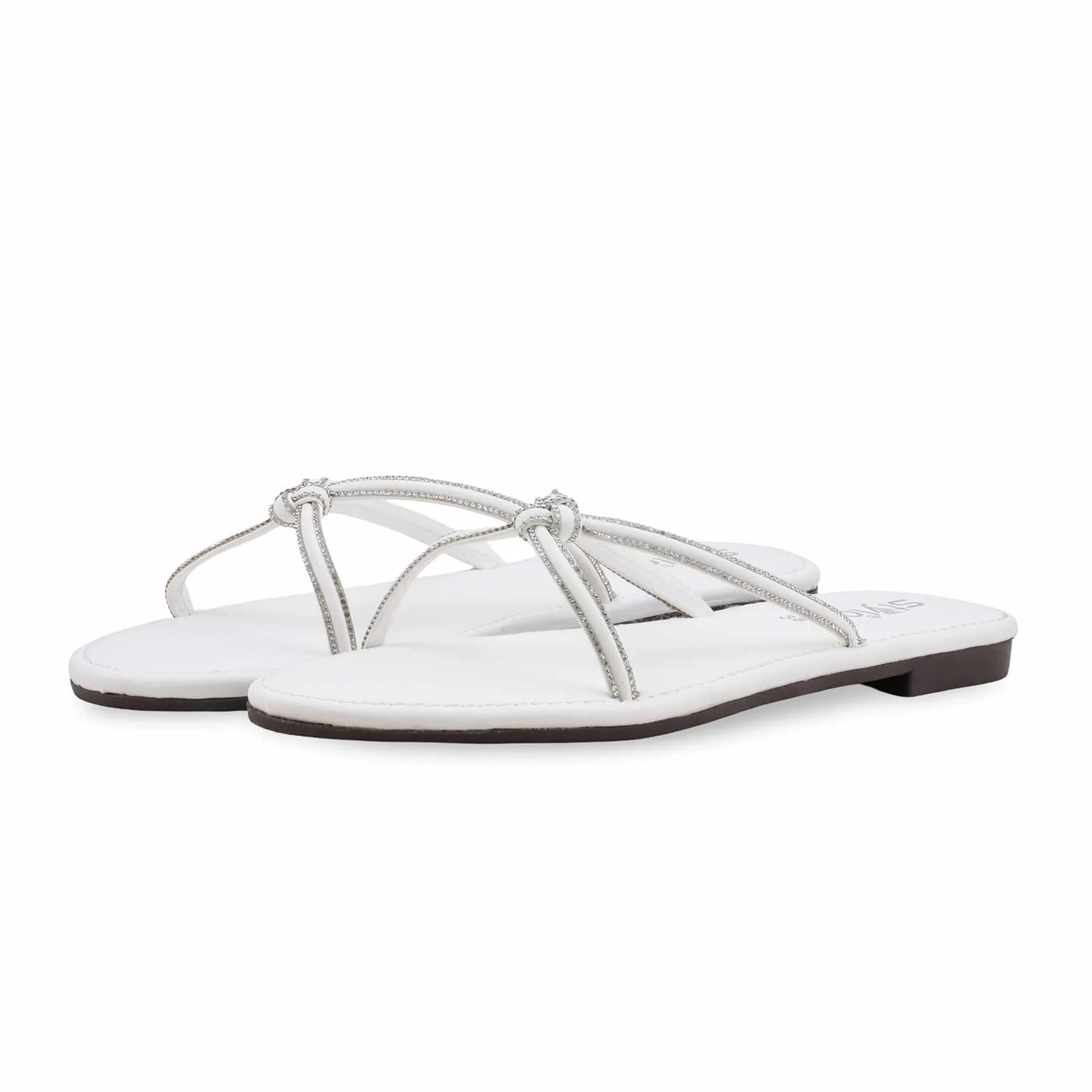 White Casual Chappal For Women CL2287 - Image 3