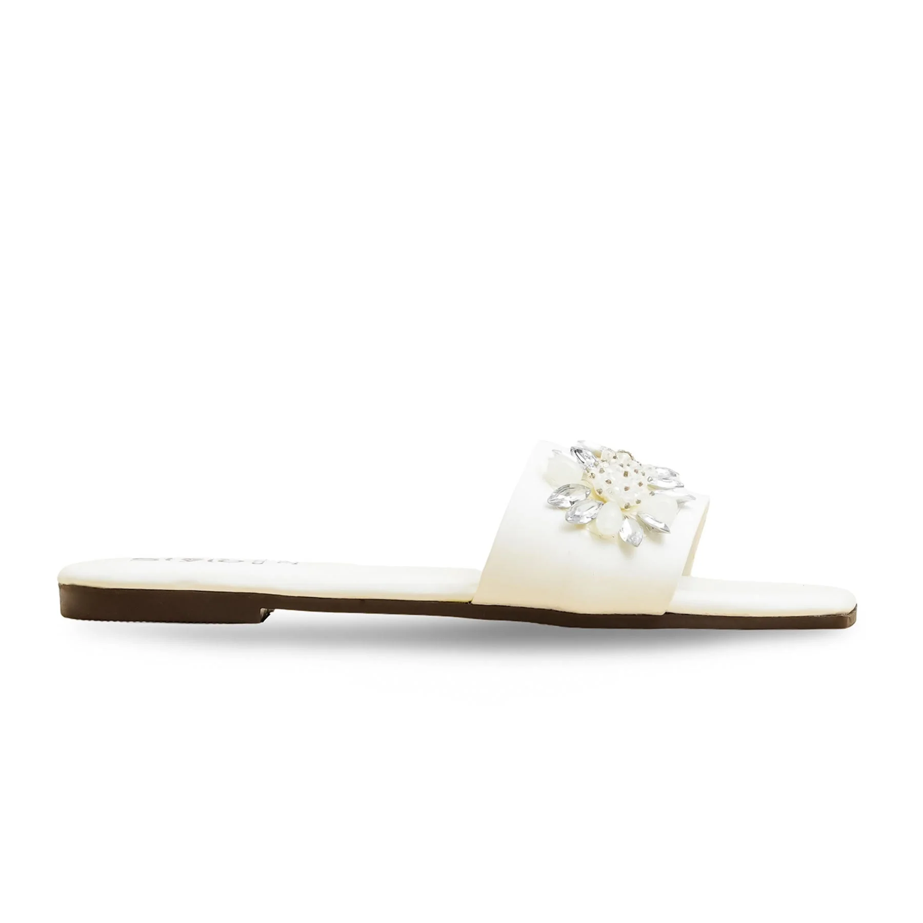 White Casual Slipper CL2112 - Image 2