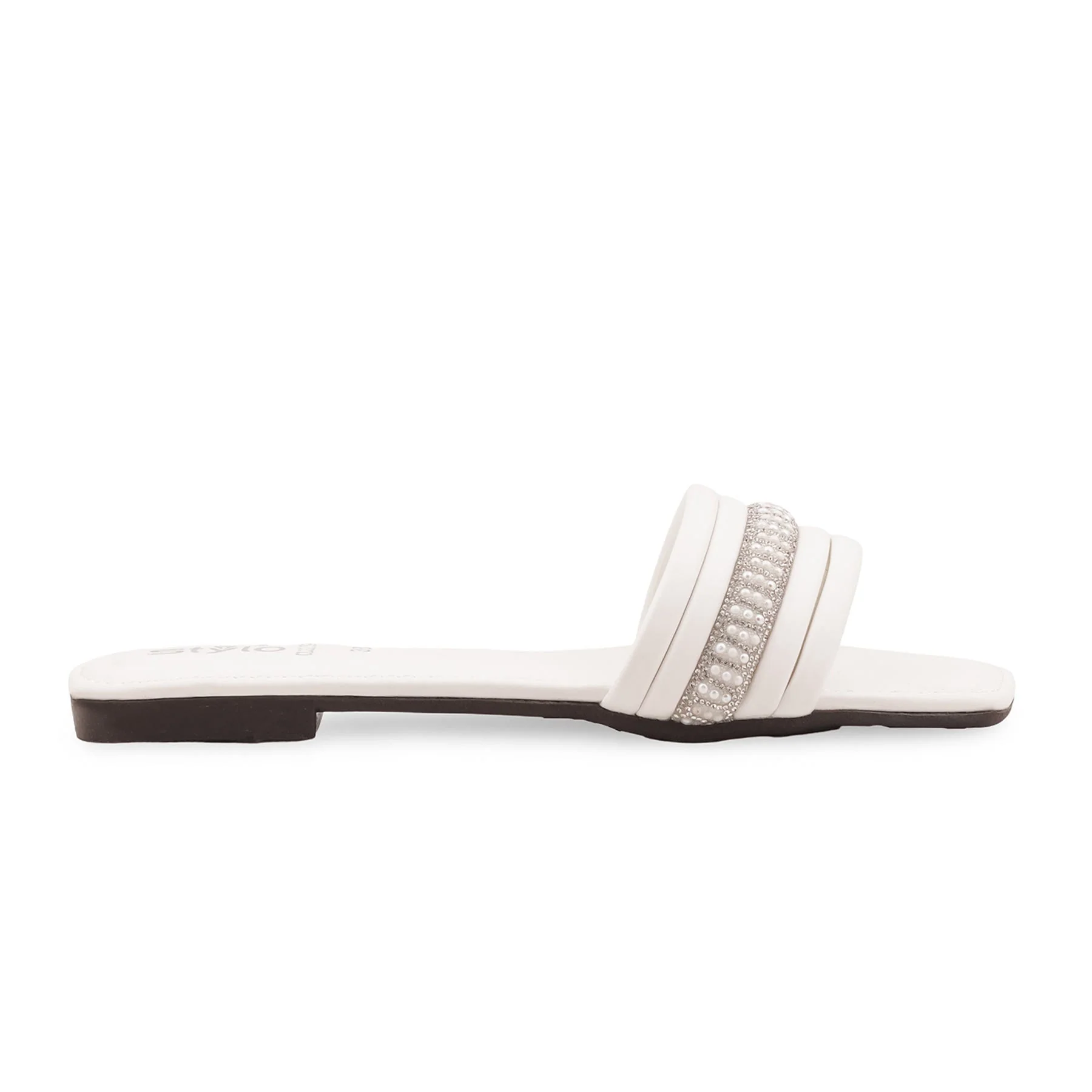 White Casual Slipper For Ladies CL2239 - Image 2