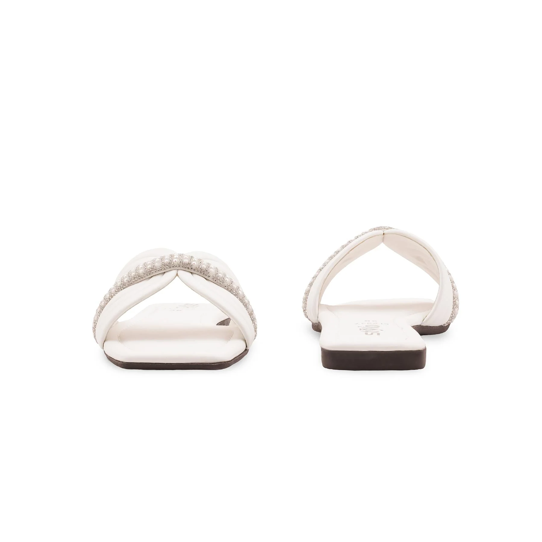 White Casual Slipper For Women CL2247 - Image 4