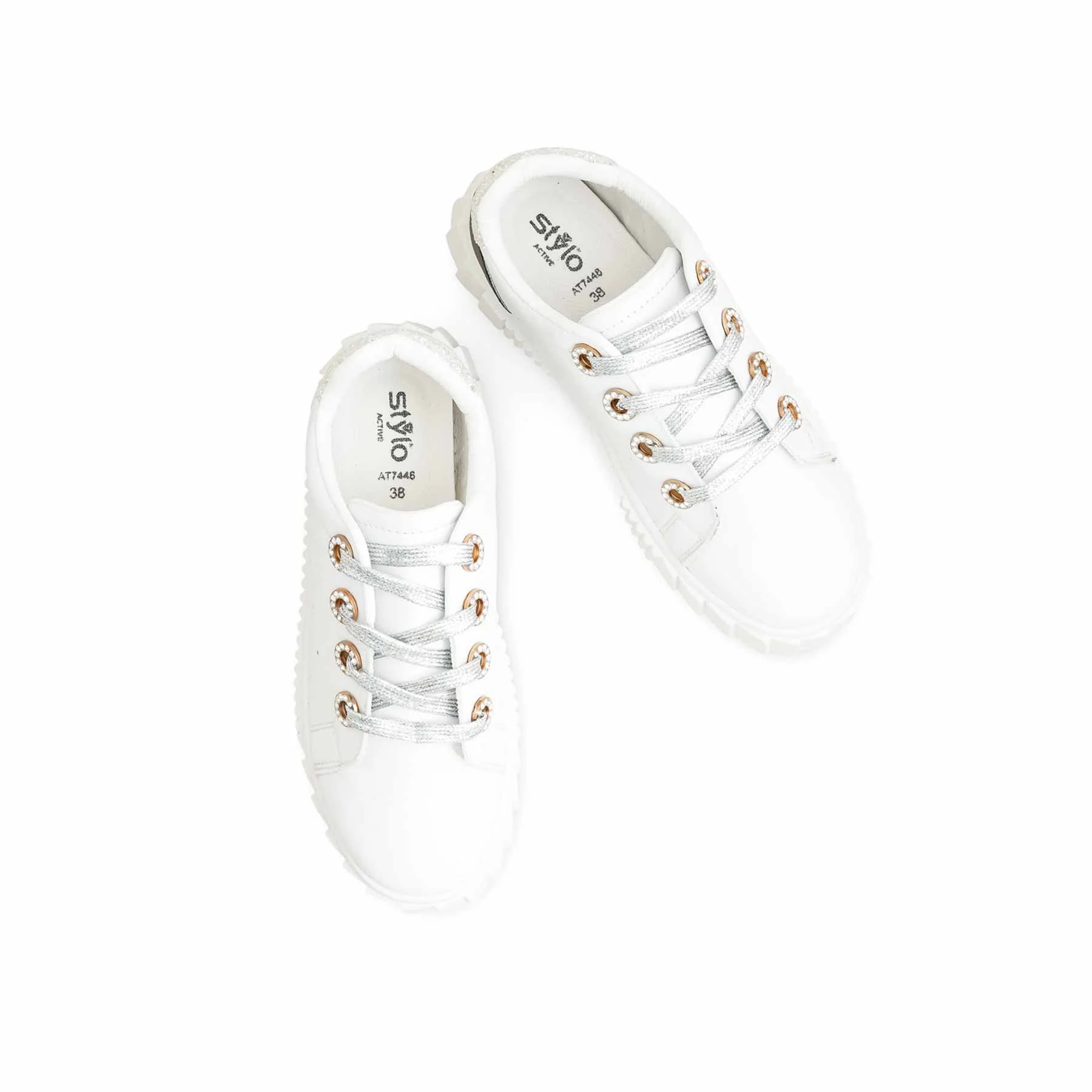 White Casual Sneaker AT7448 - Image 5