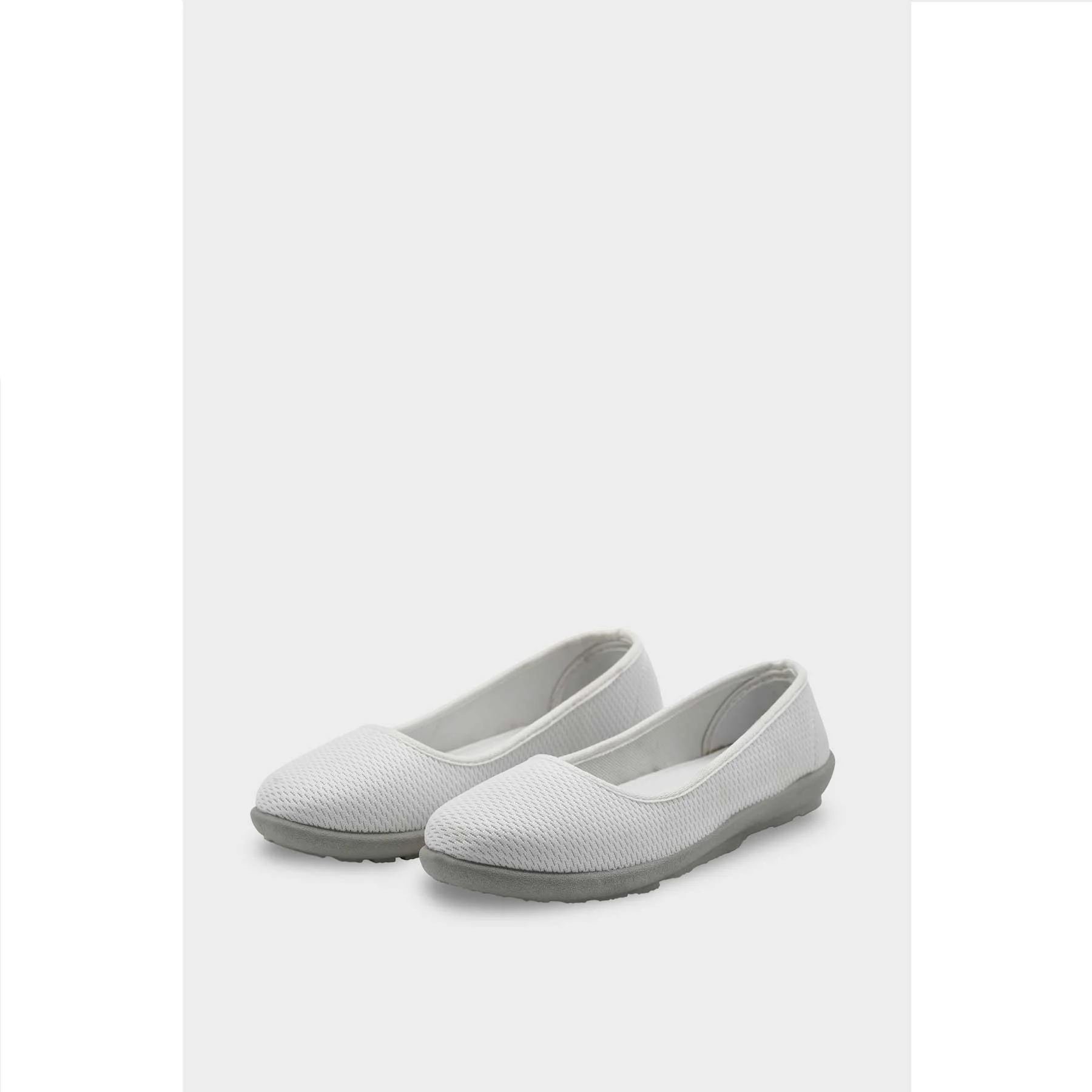 White Casual Sneaker WN6202 - Image 3