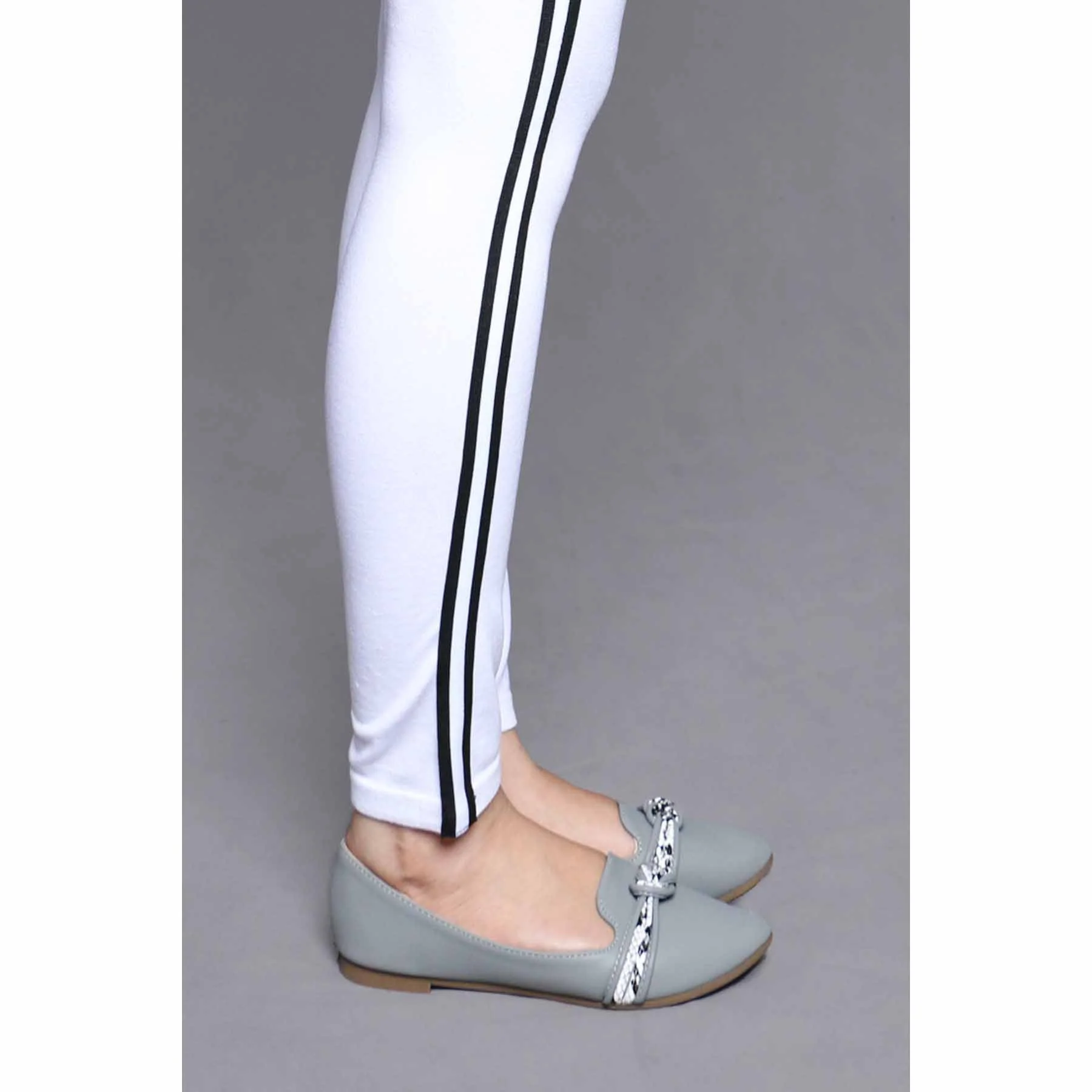 White Color Lowers Plain Tights PN2061 - Image 3